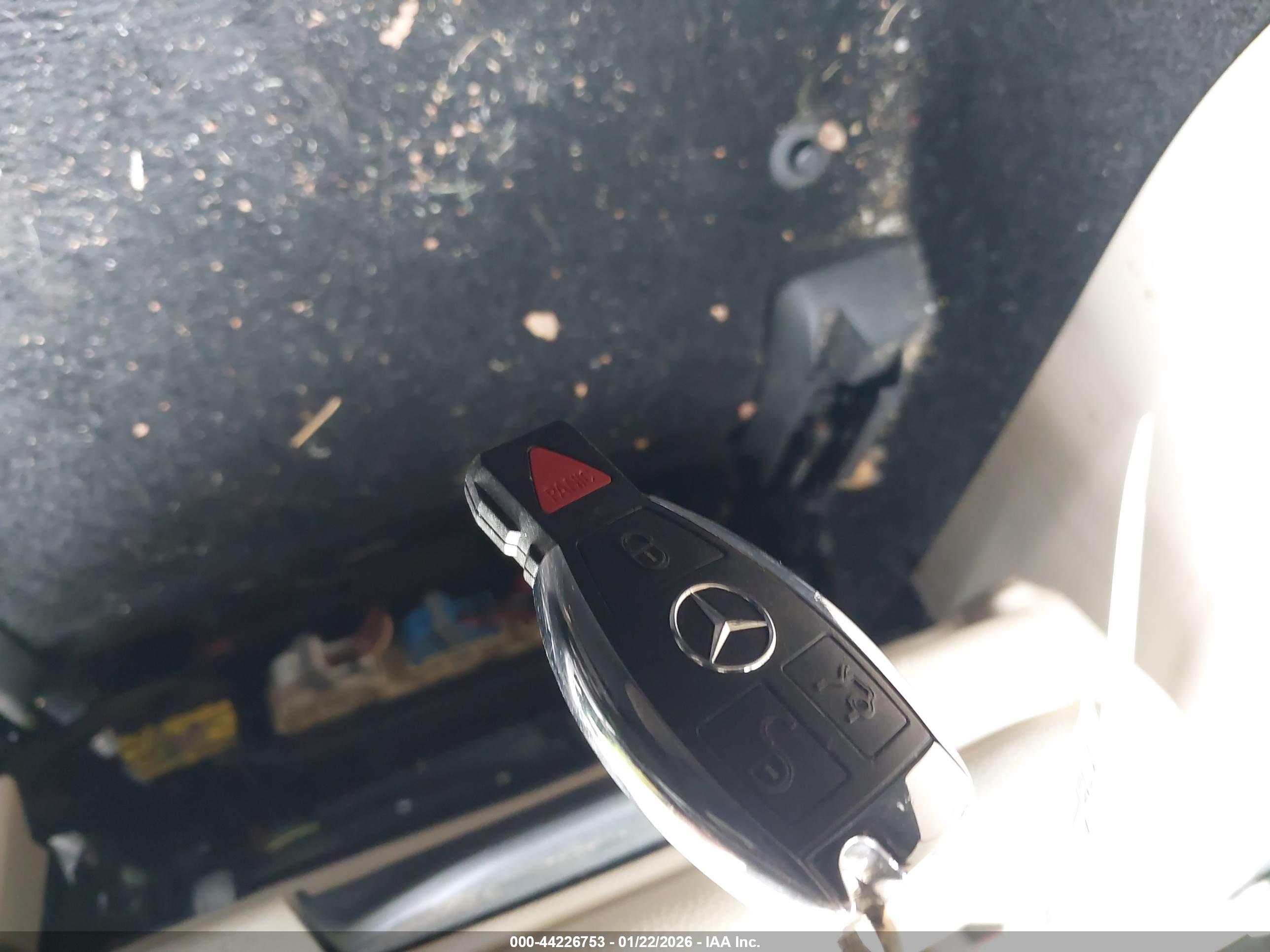 MERCEDES-BENZ CLA image 11
