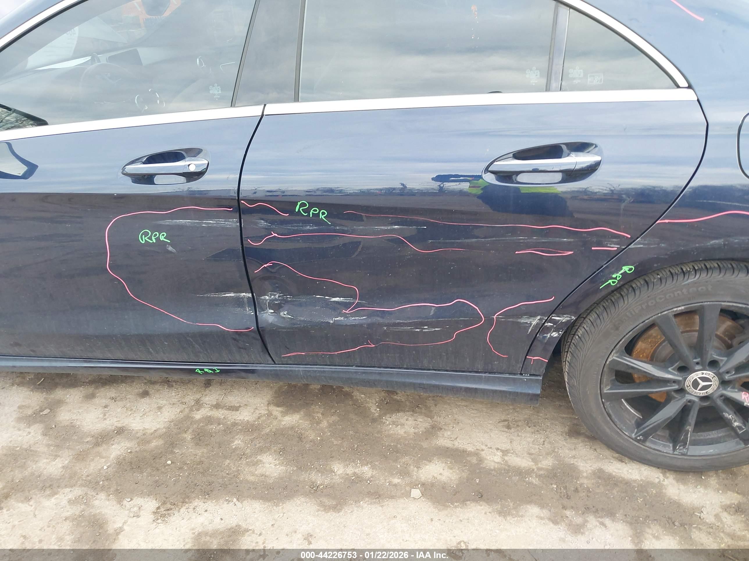 MERCEDES-BENZ CLA image 6