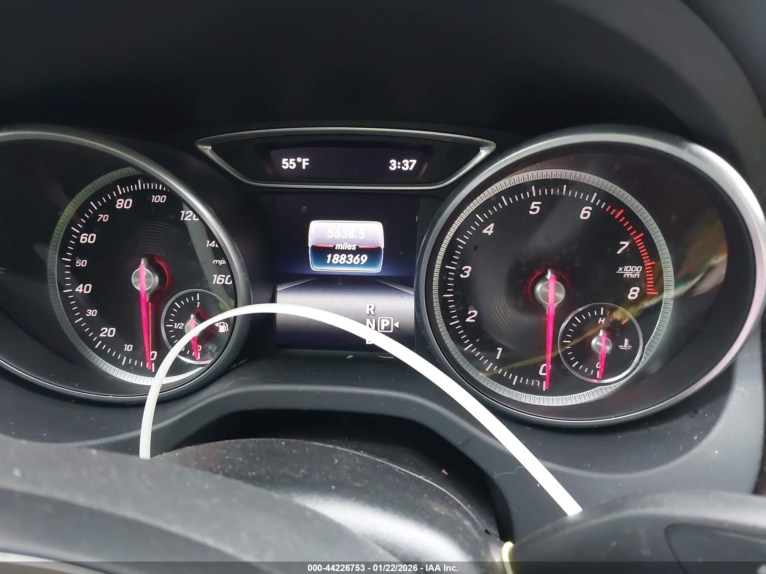 MERCEDES-BENZ CLA image 7
