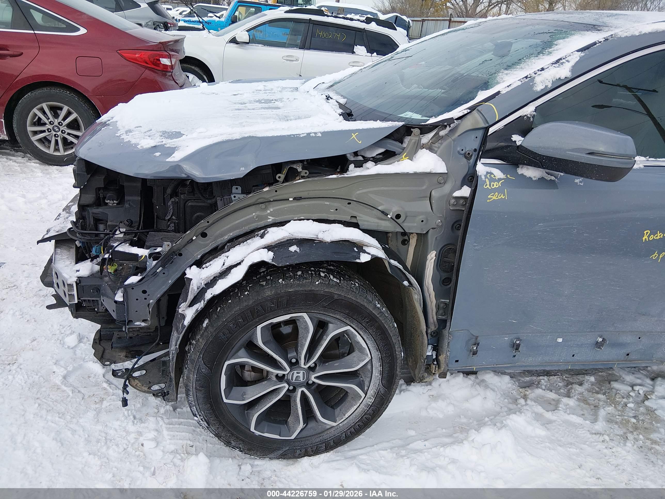 HONDA CR-V image 6
