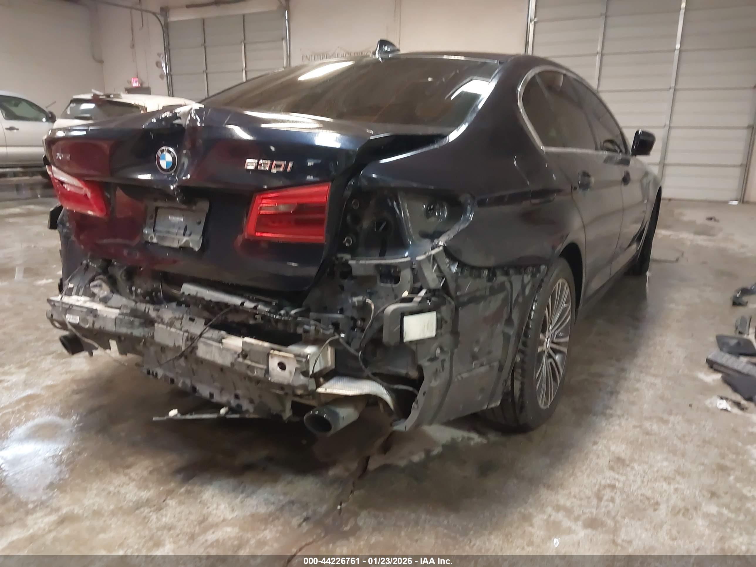 BMW 530I image 4