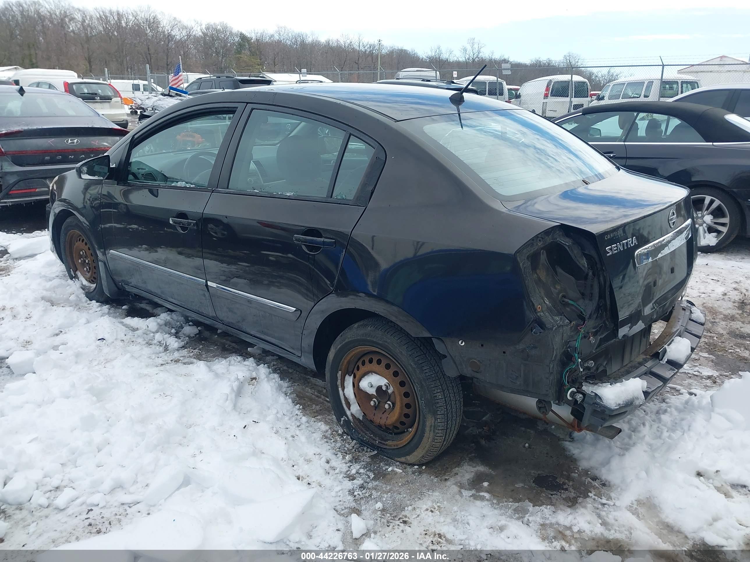 NISSAN SENTRA image 3