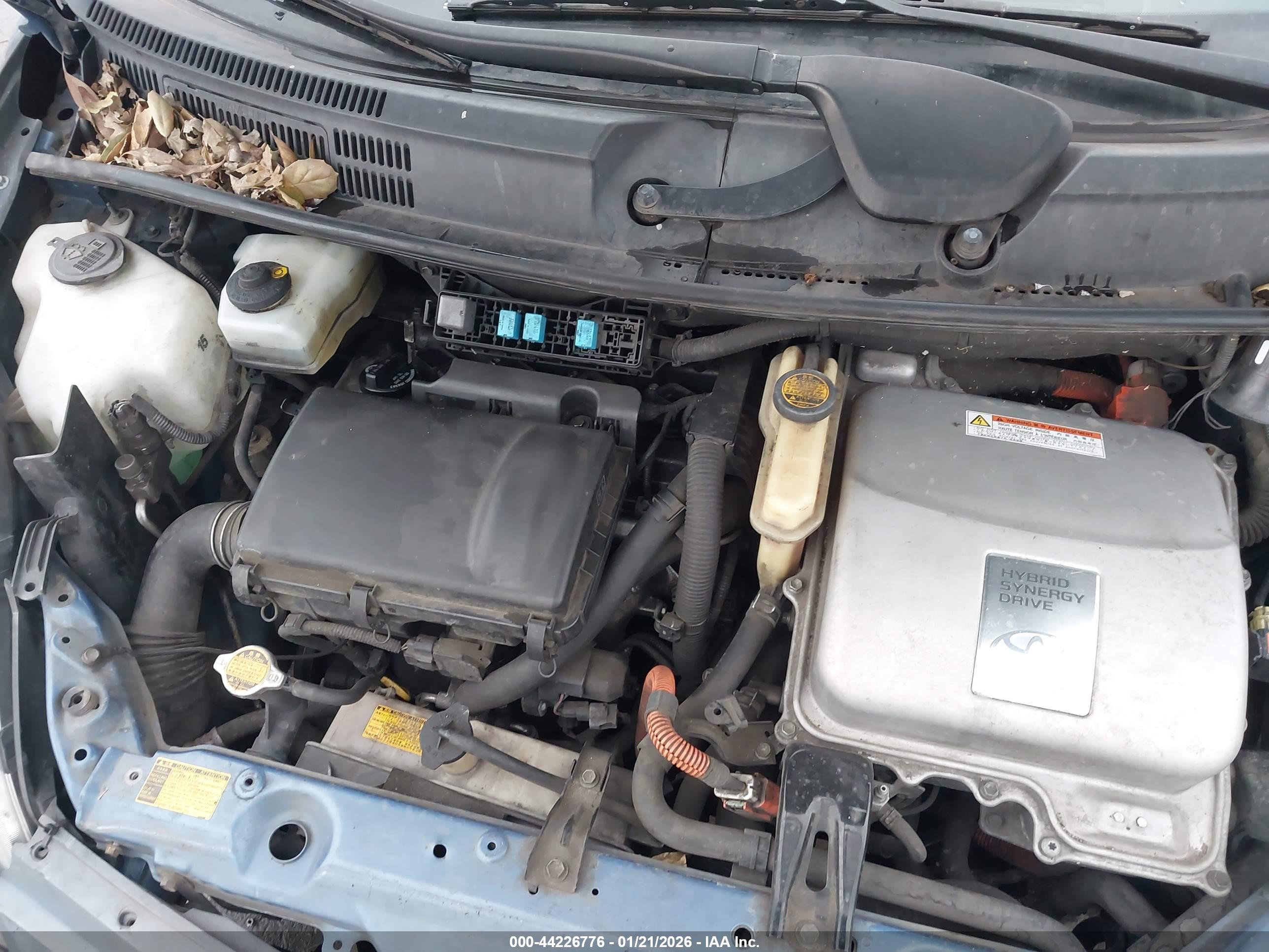 TOYOTA PRIUS image 10