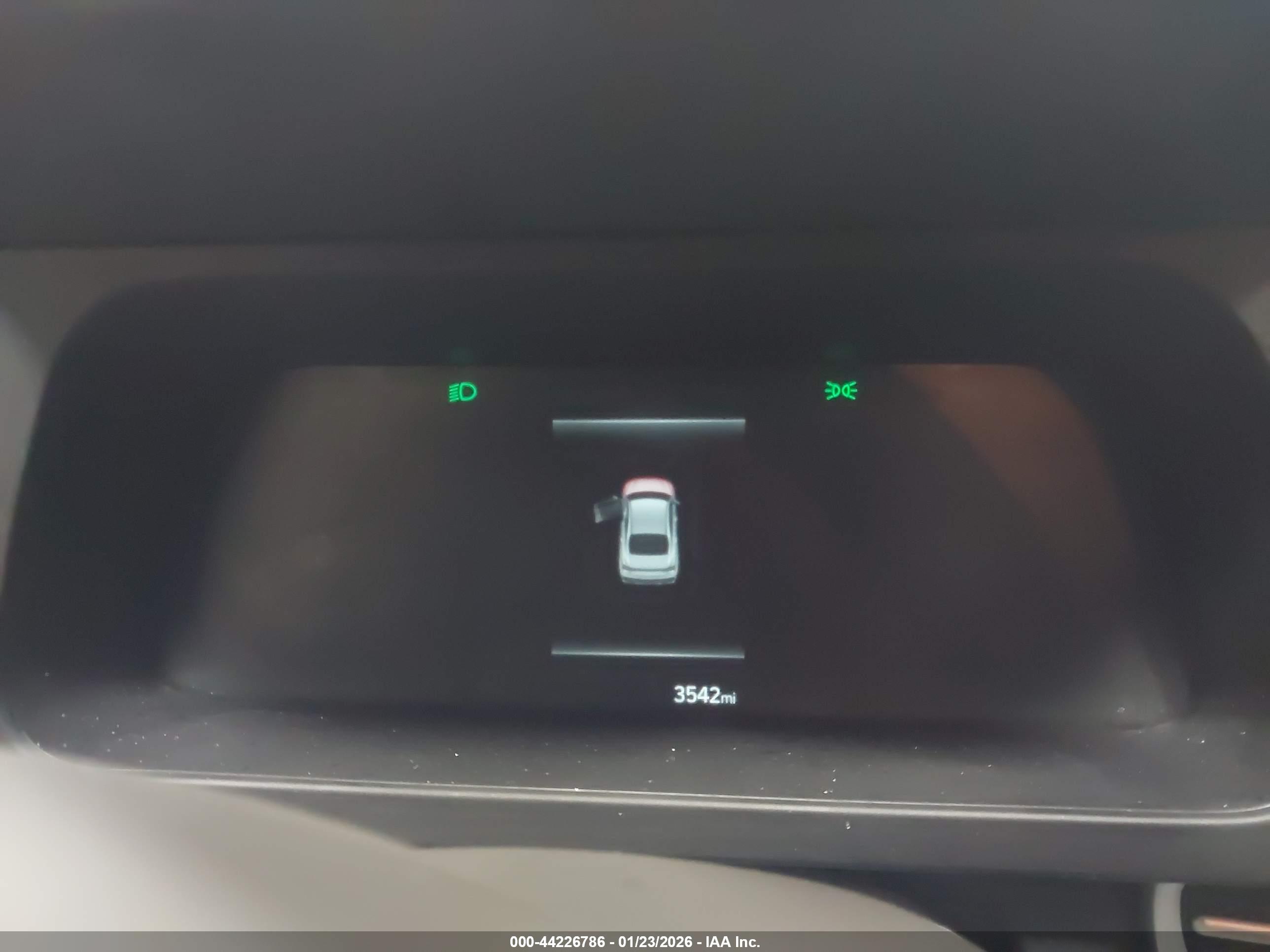 HYUNDAI ELANTRA image 7