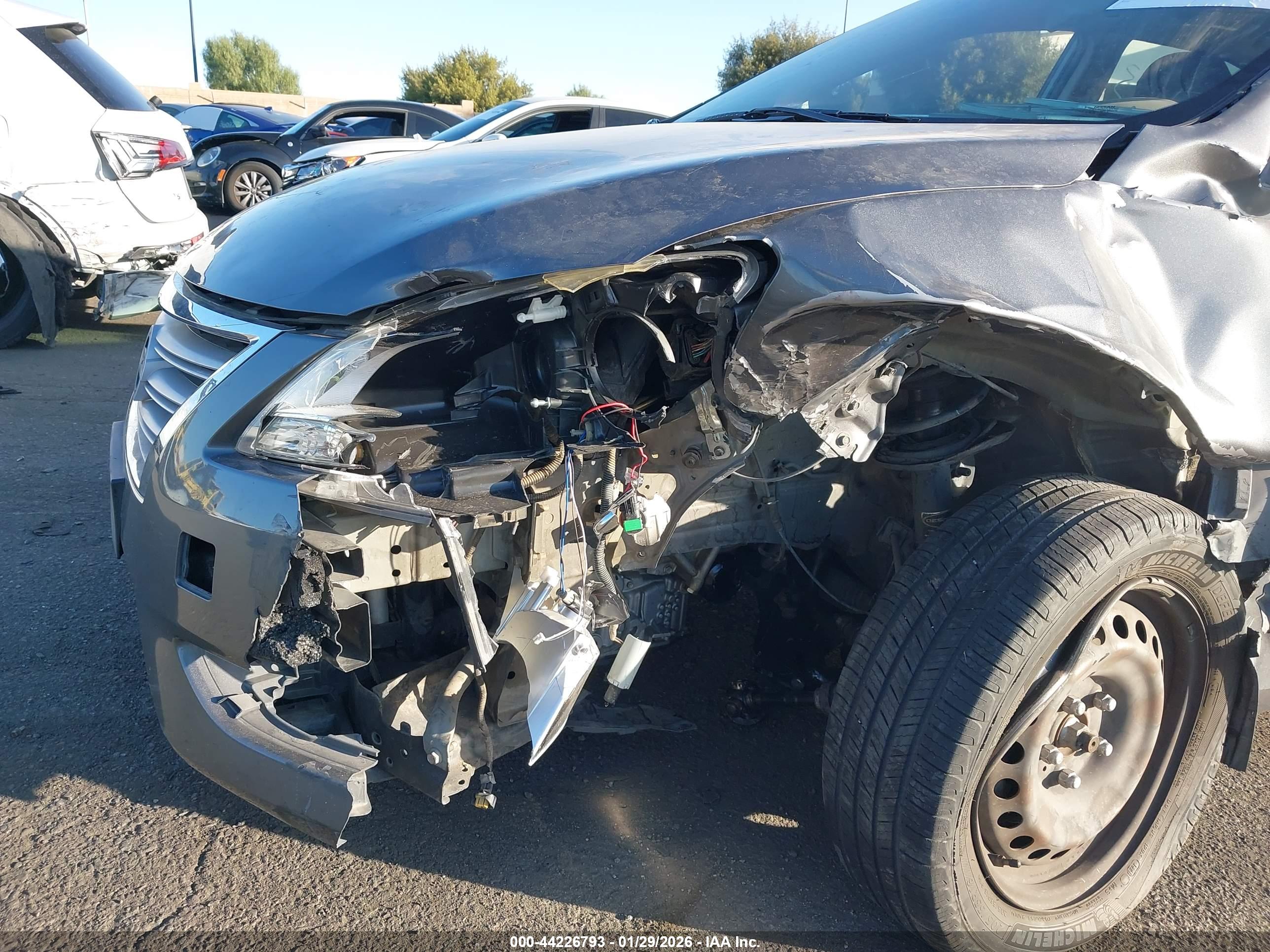 NISSAN SENTRA image 6