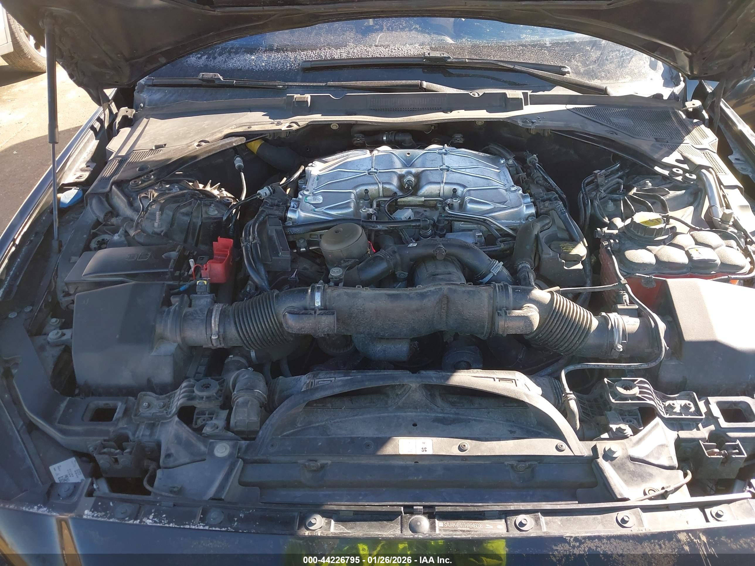 JAGUAR XE image 10