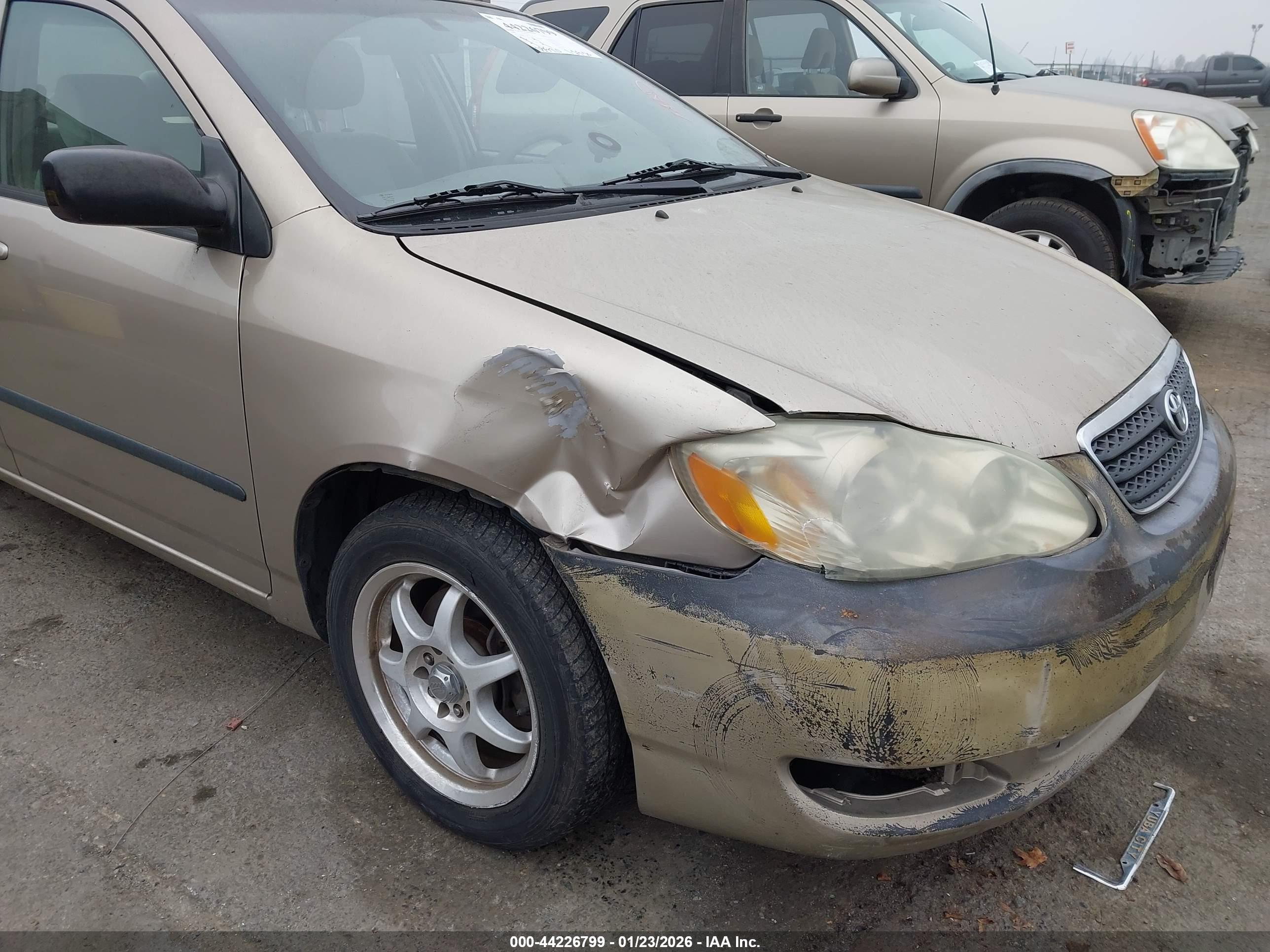 TOYOTA COROLLA image 6
