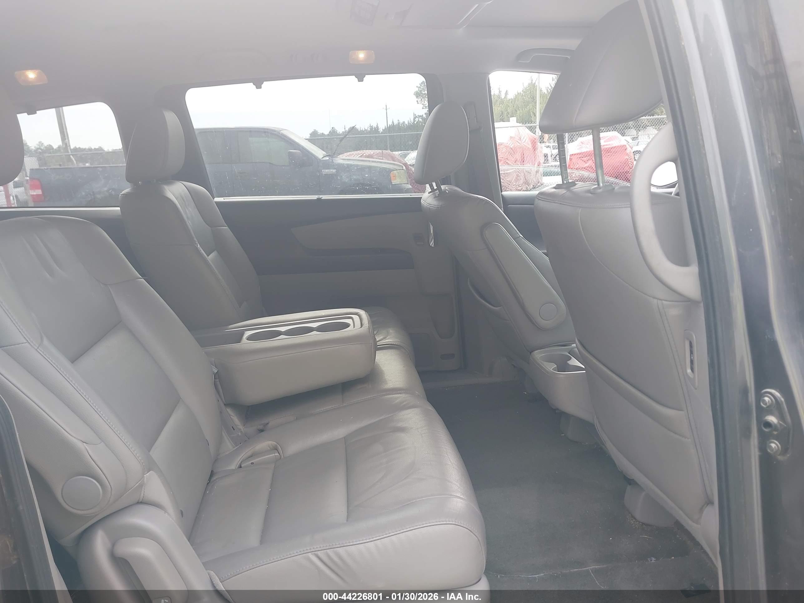 HONDA ODYSSEY image 8