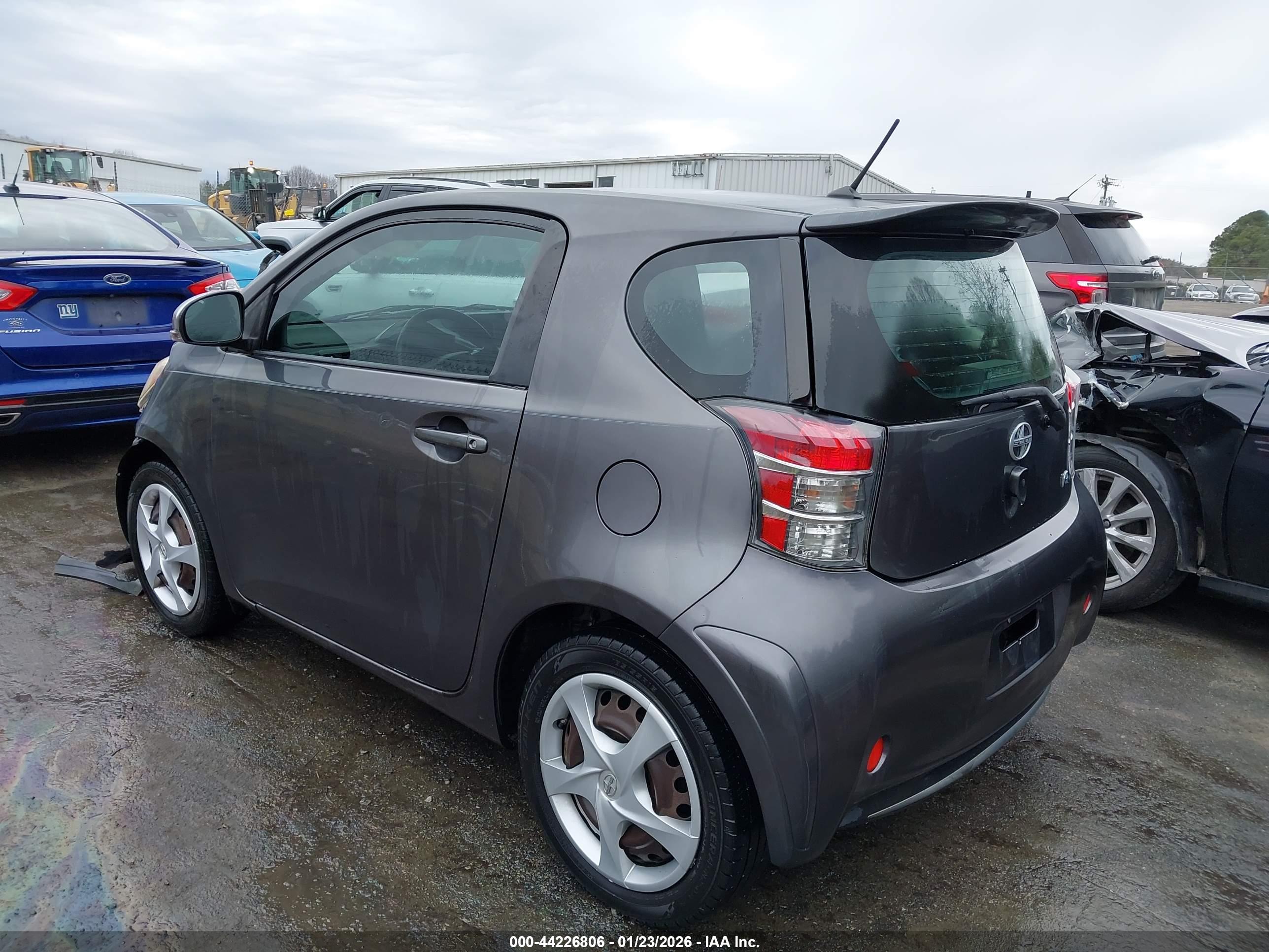 SCION IQ image 3