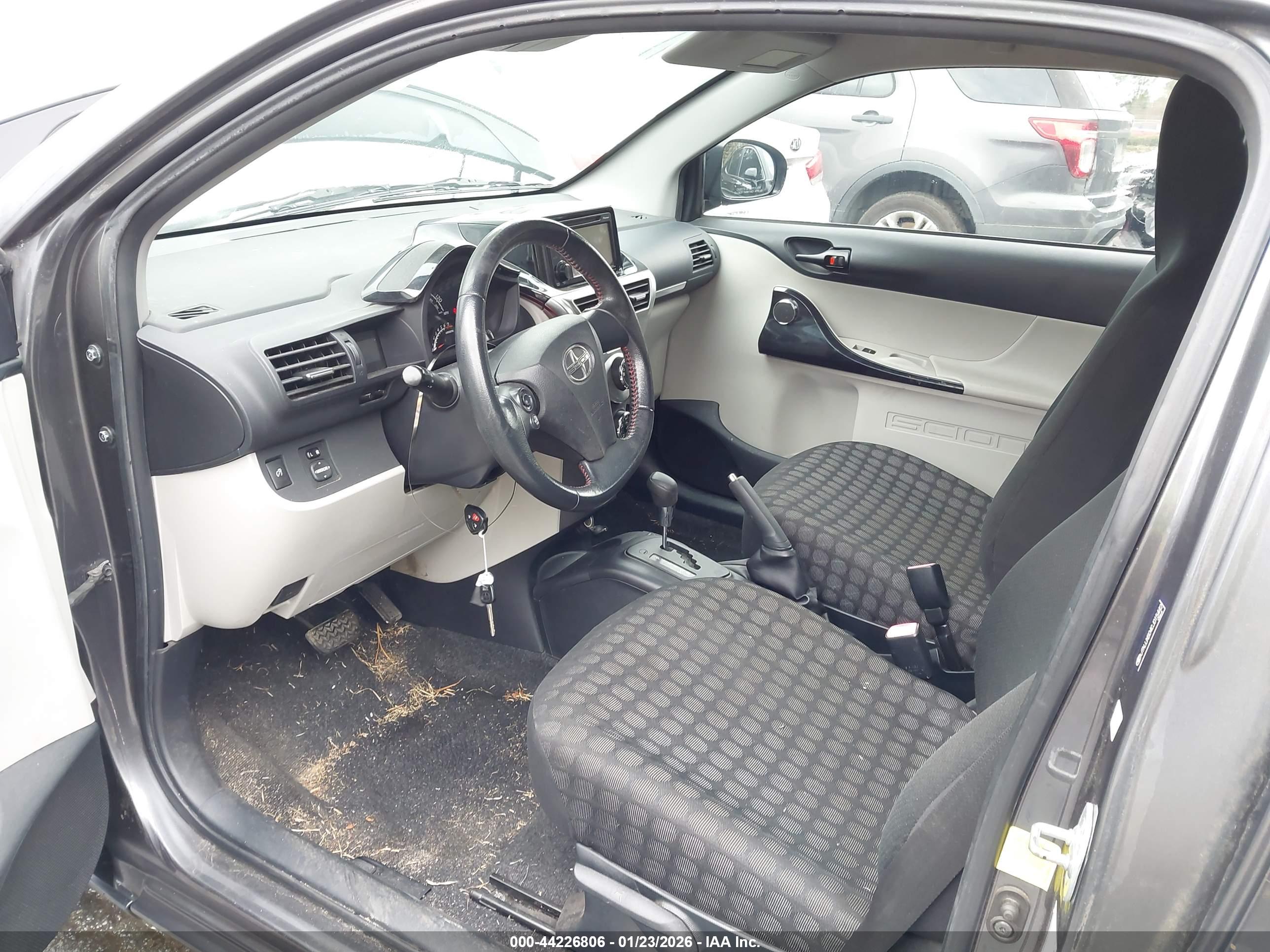 SCION IQ image 8