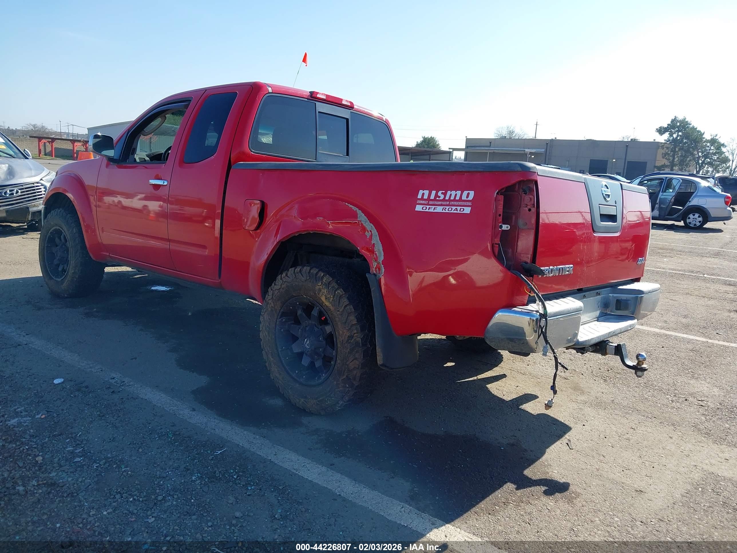 NISSAN FRONTIER image 3