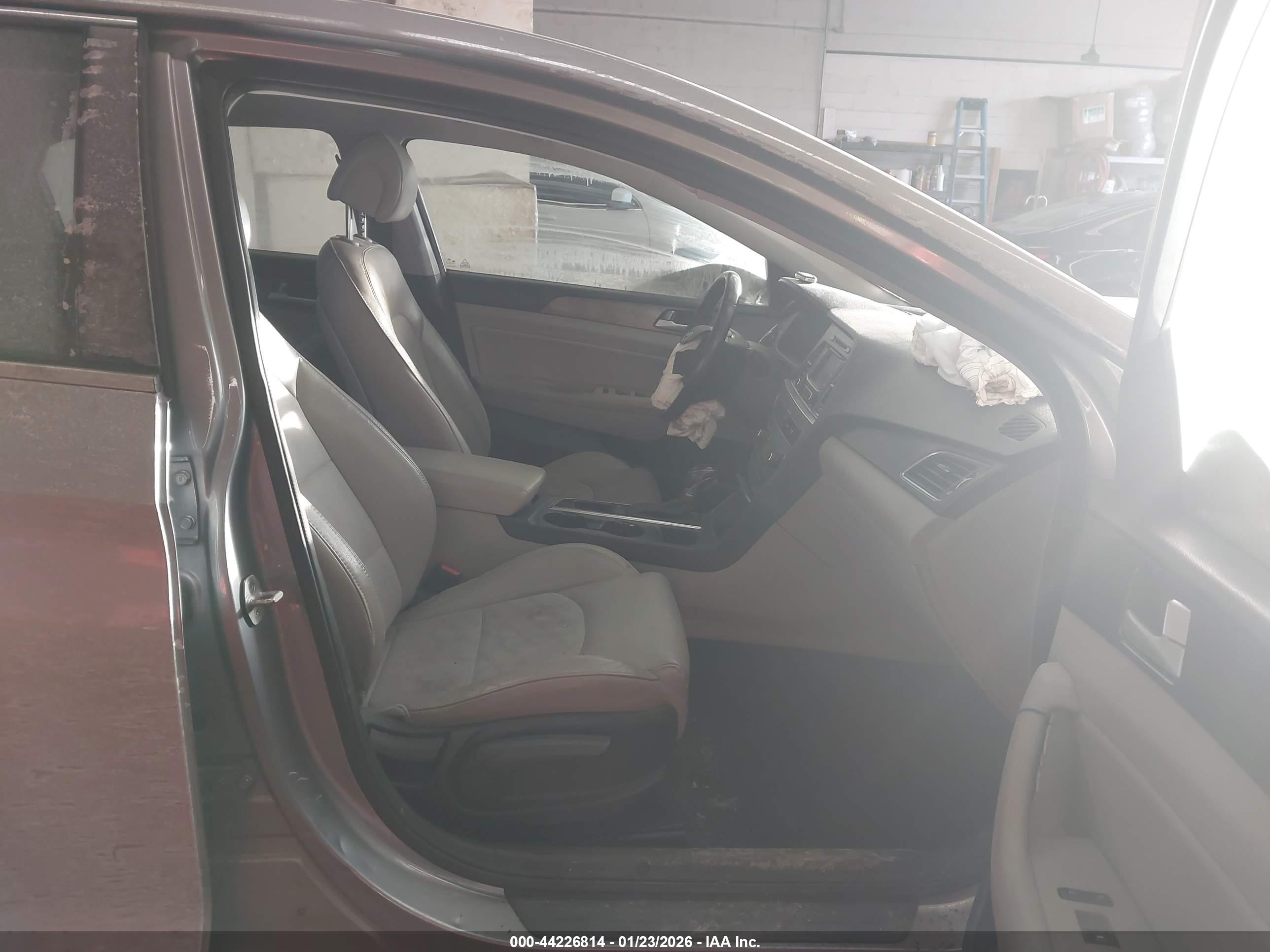 HYUNDAI SONATA image 5