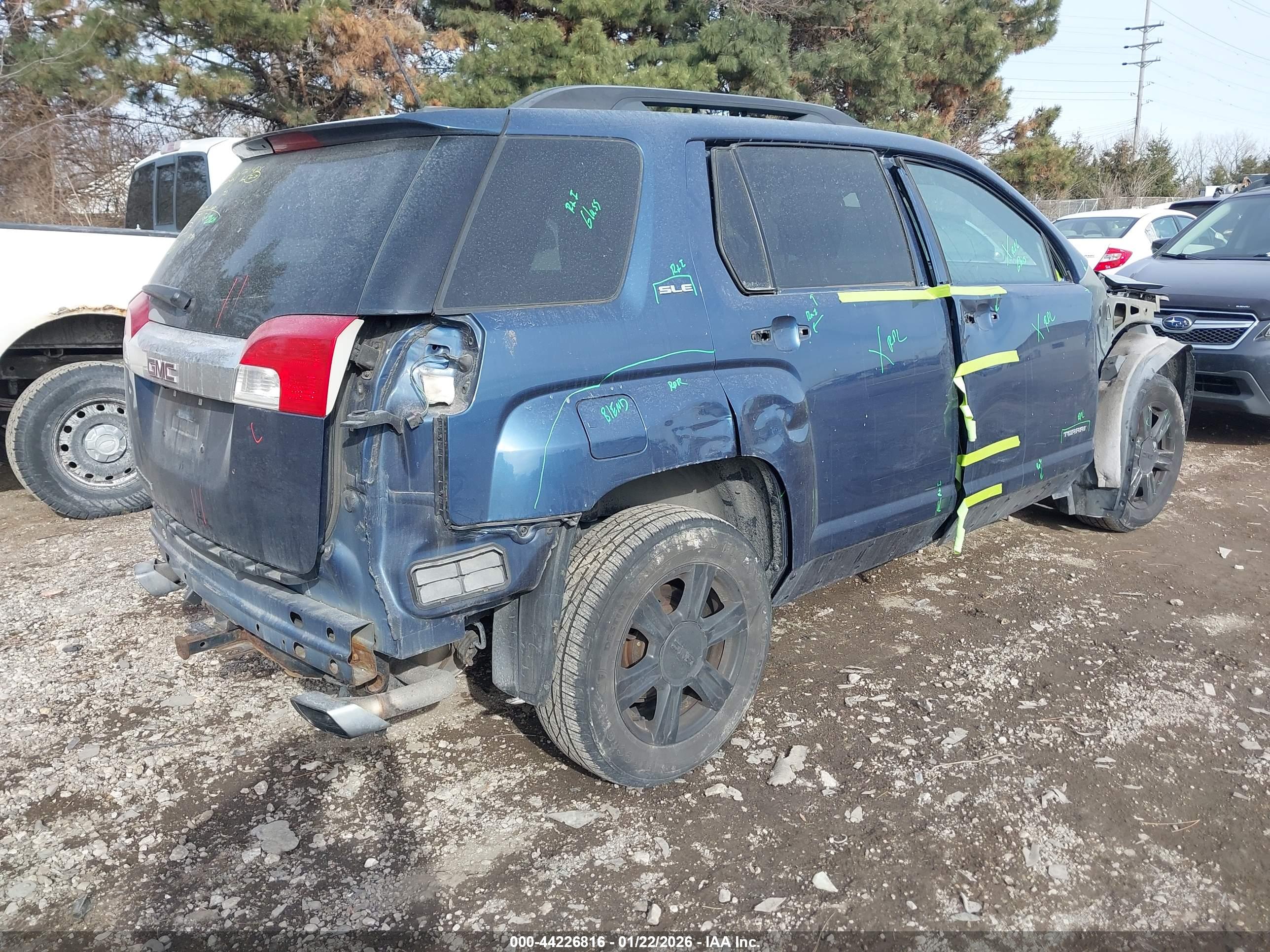 GMC TERRAIN image 4