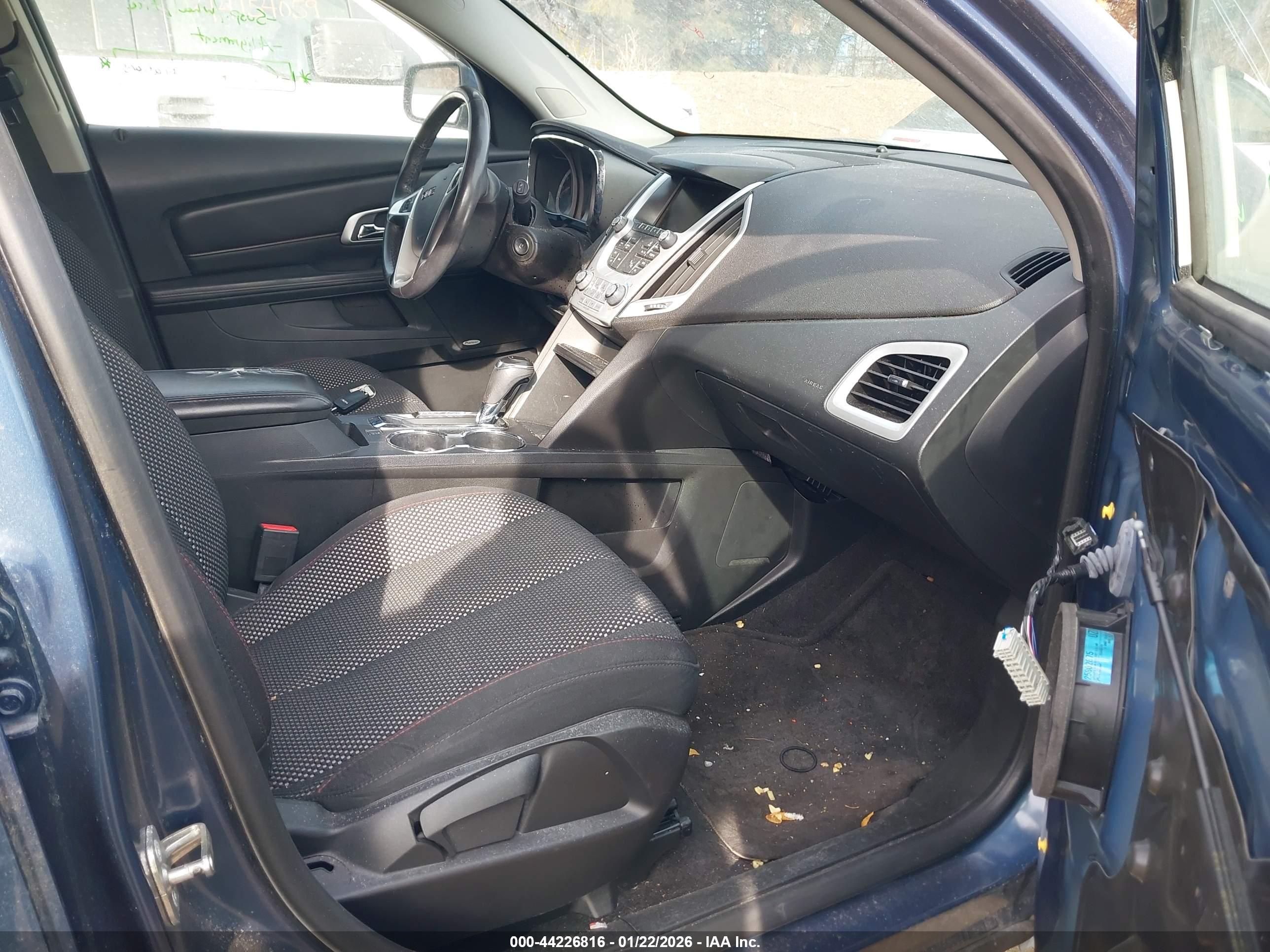 GMC TERRAIN image 5