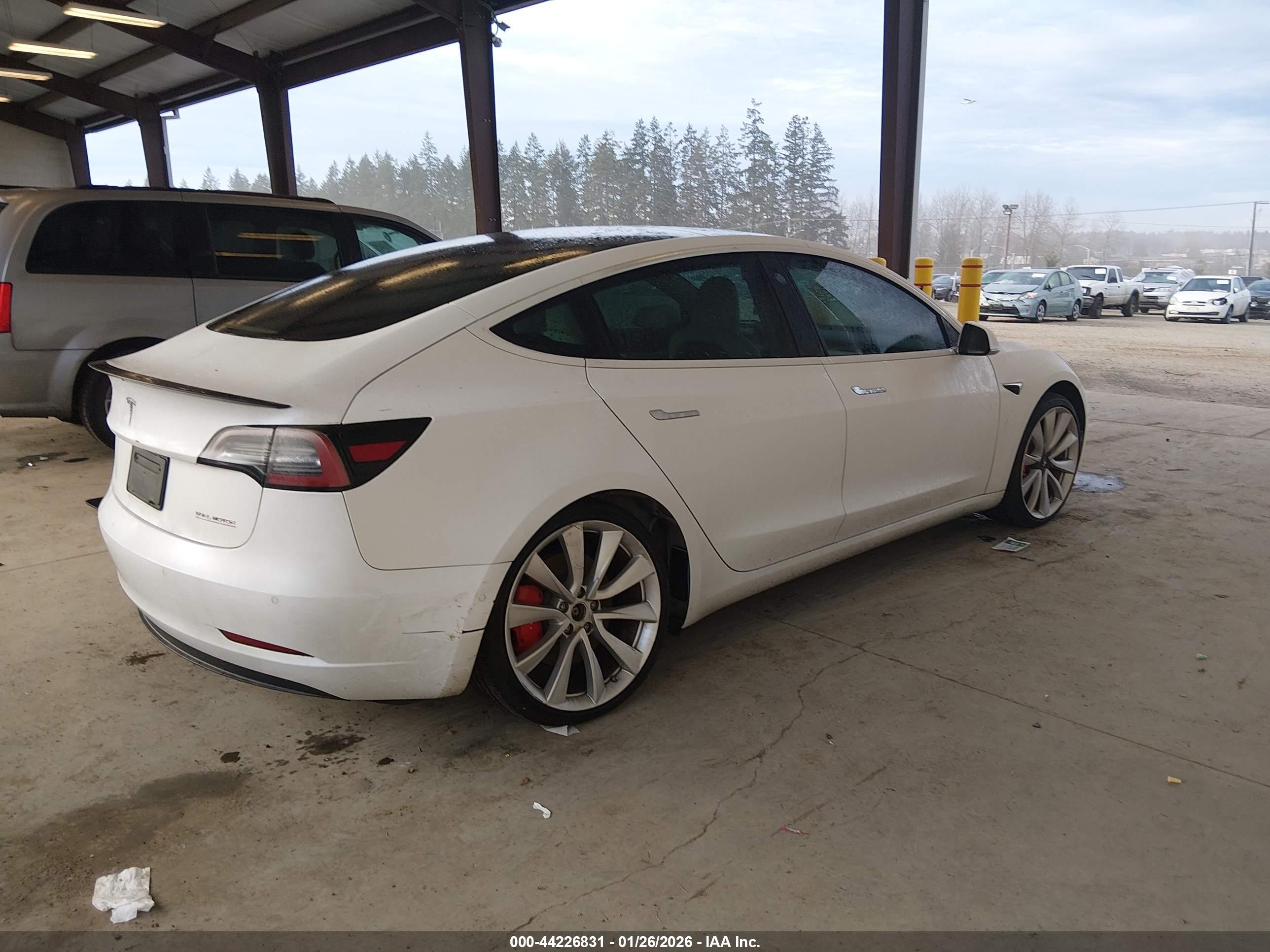 TESLA MODEL image 4