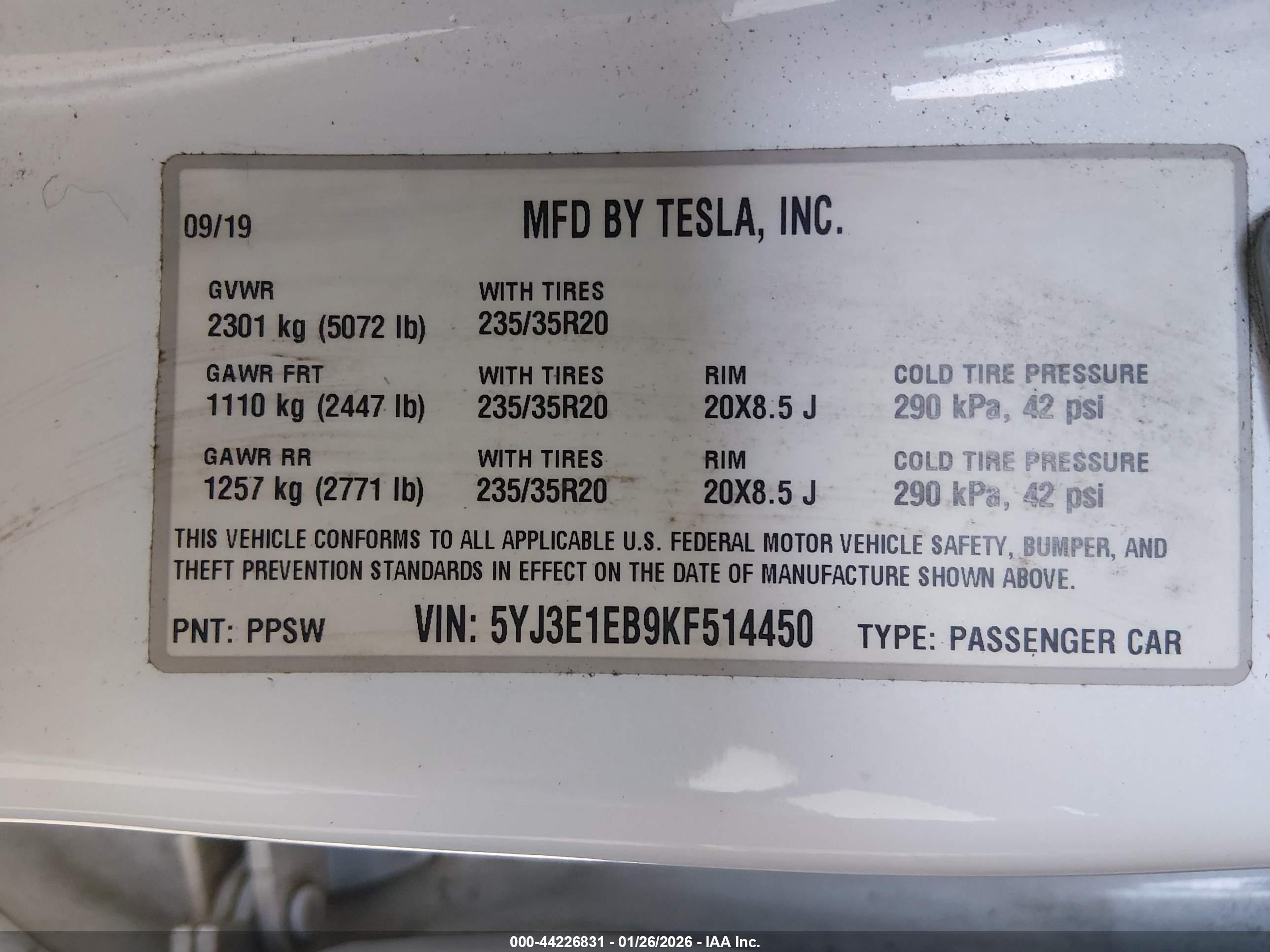 TESLA MODEL image 9