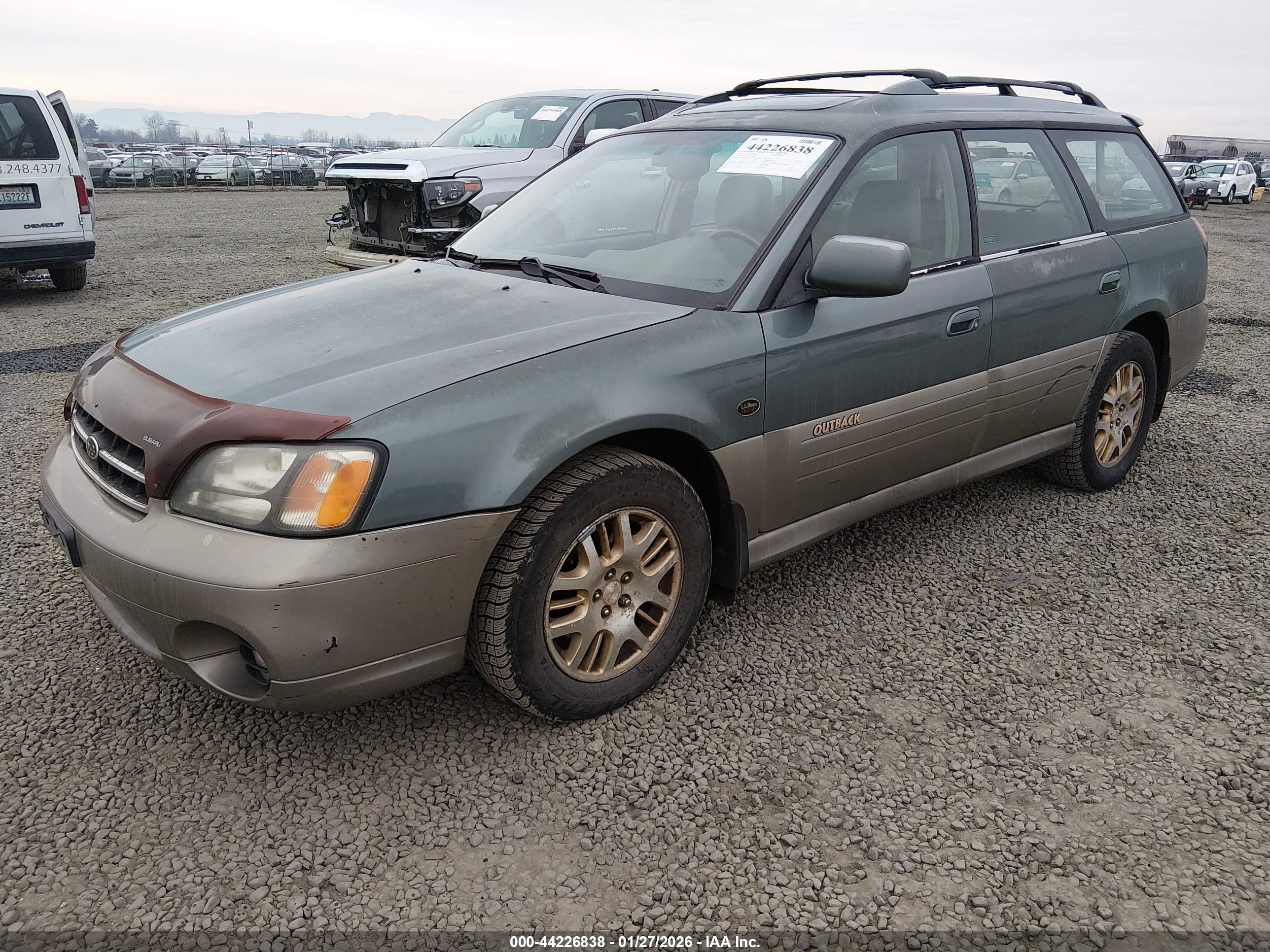 SUBARU OUTBACK image 2