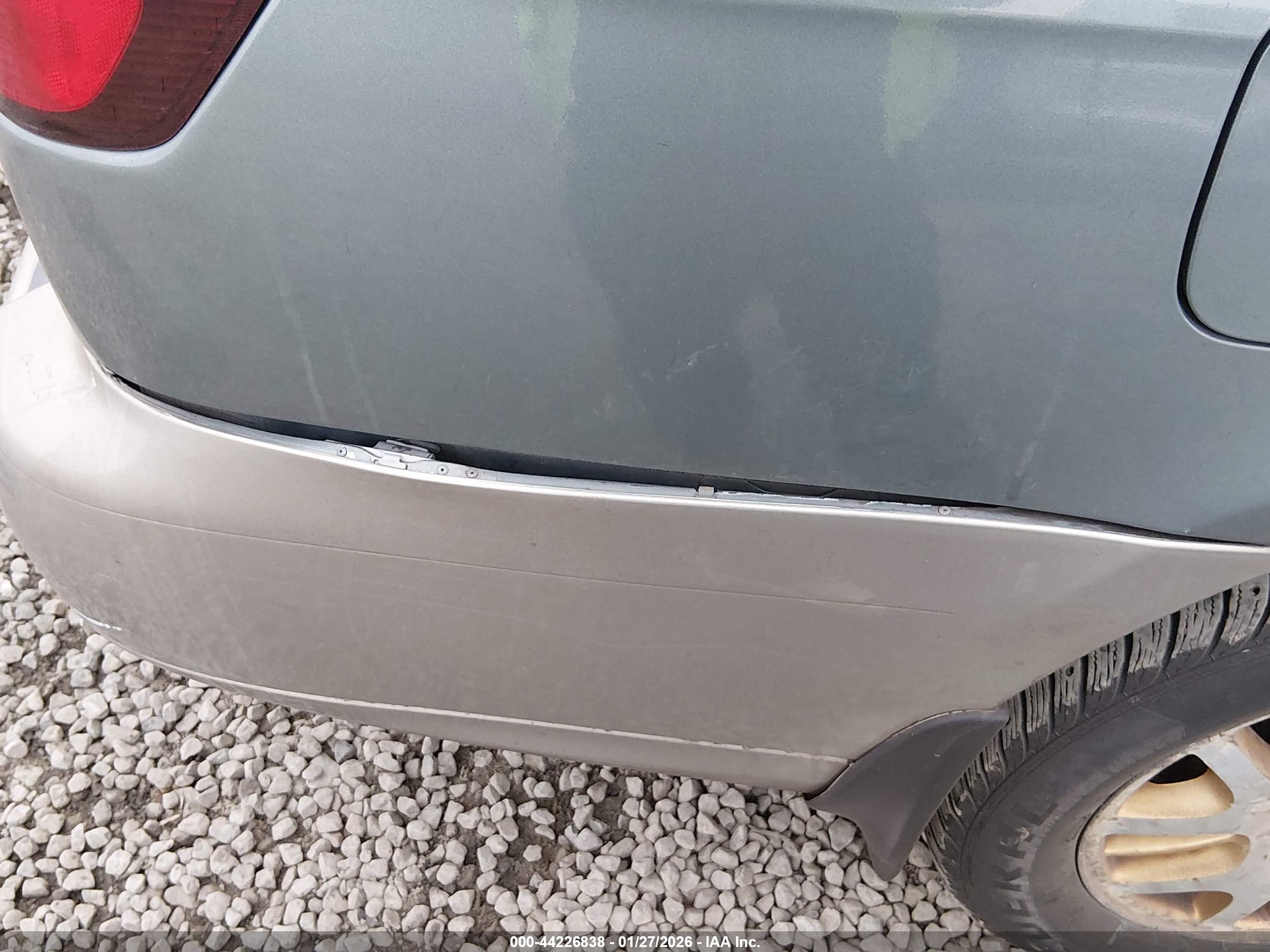 SUBARU OUTBACK image 6