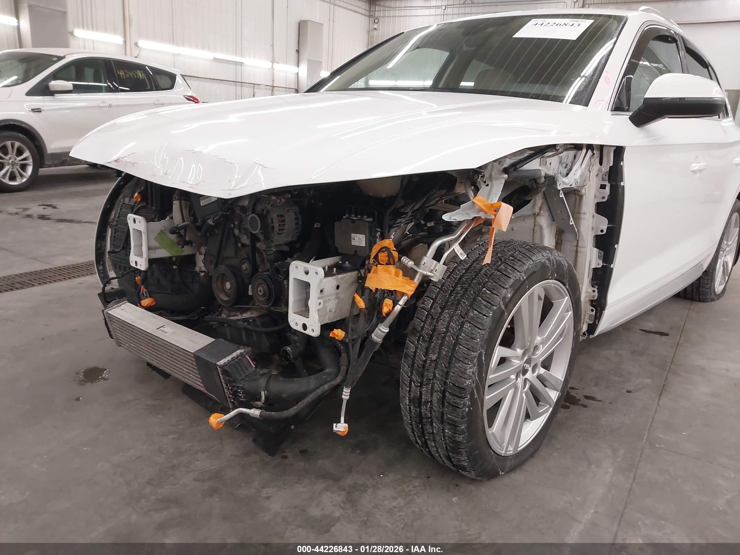 AUDI Q5 image 6