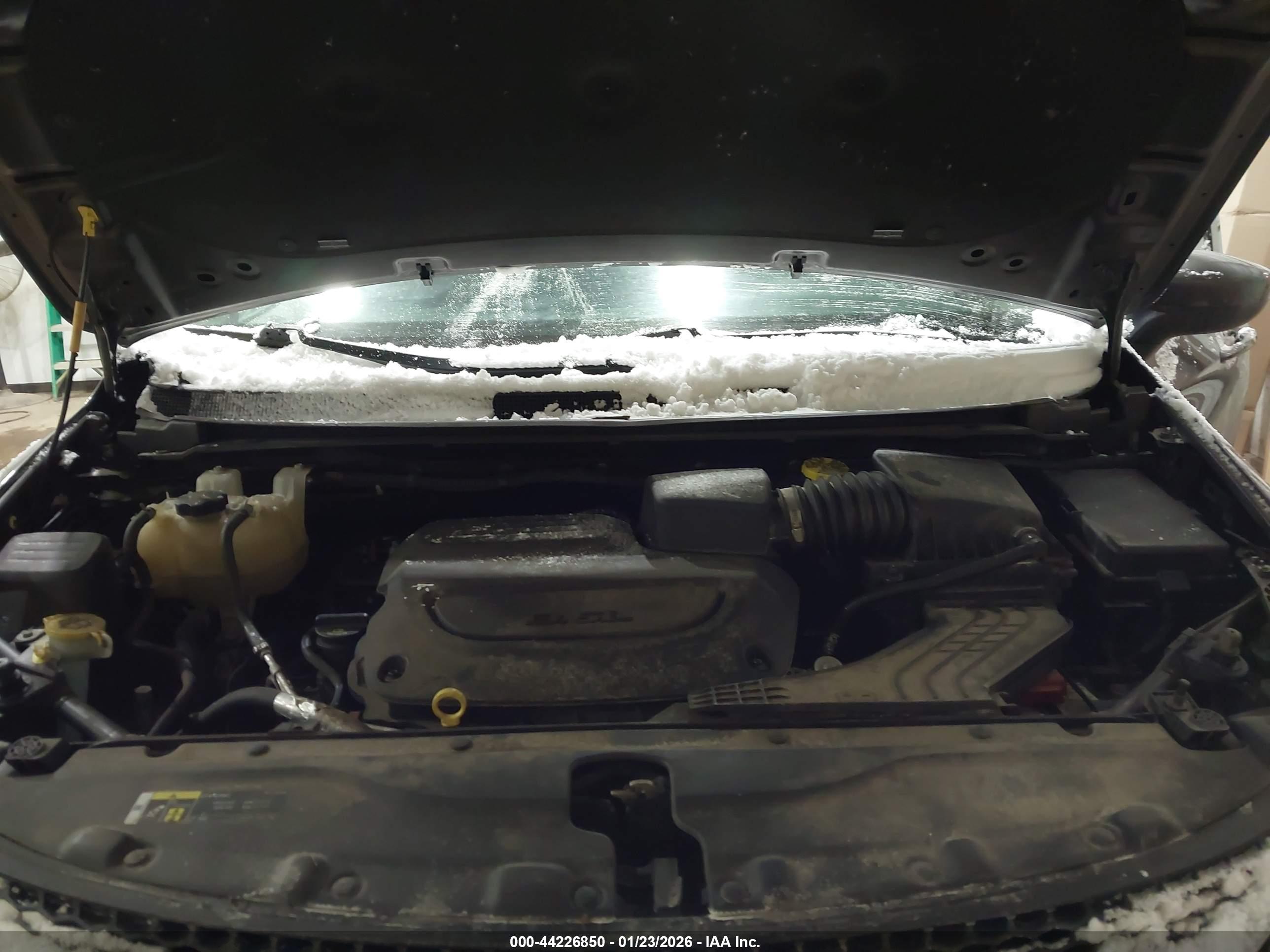 CHRYSLER PACIFICA image 10