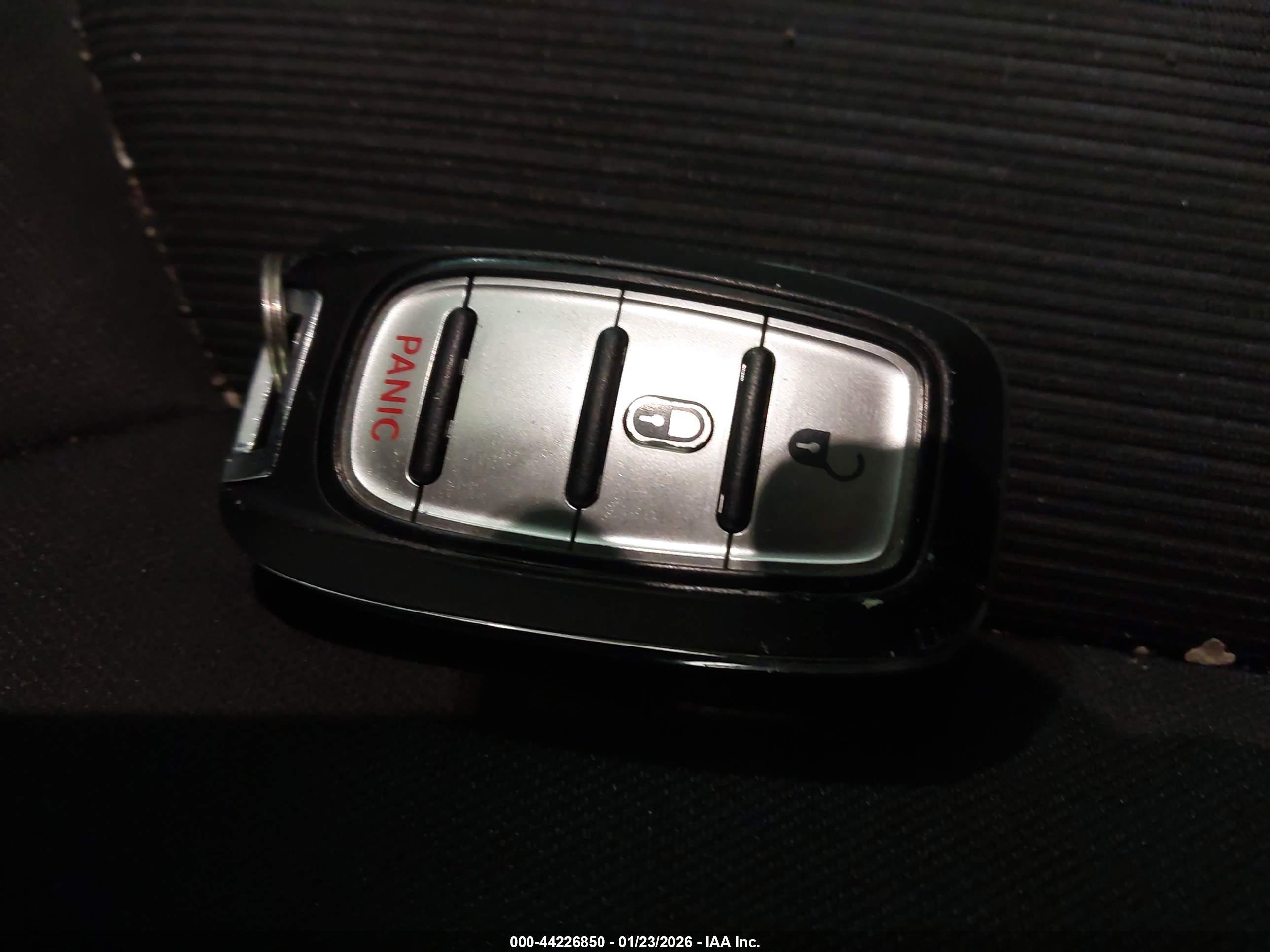 CHRYSLER PACIFICA image 11