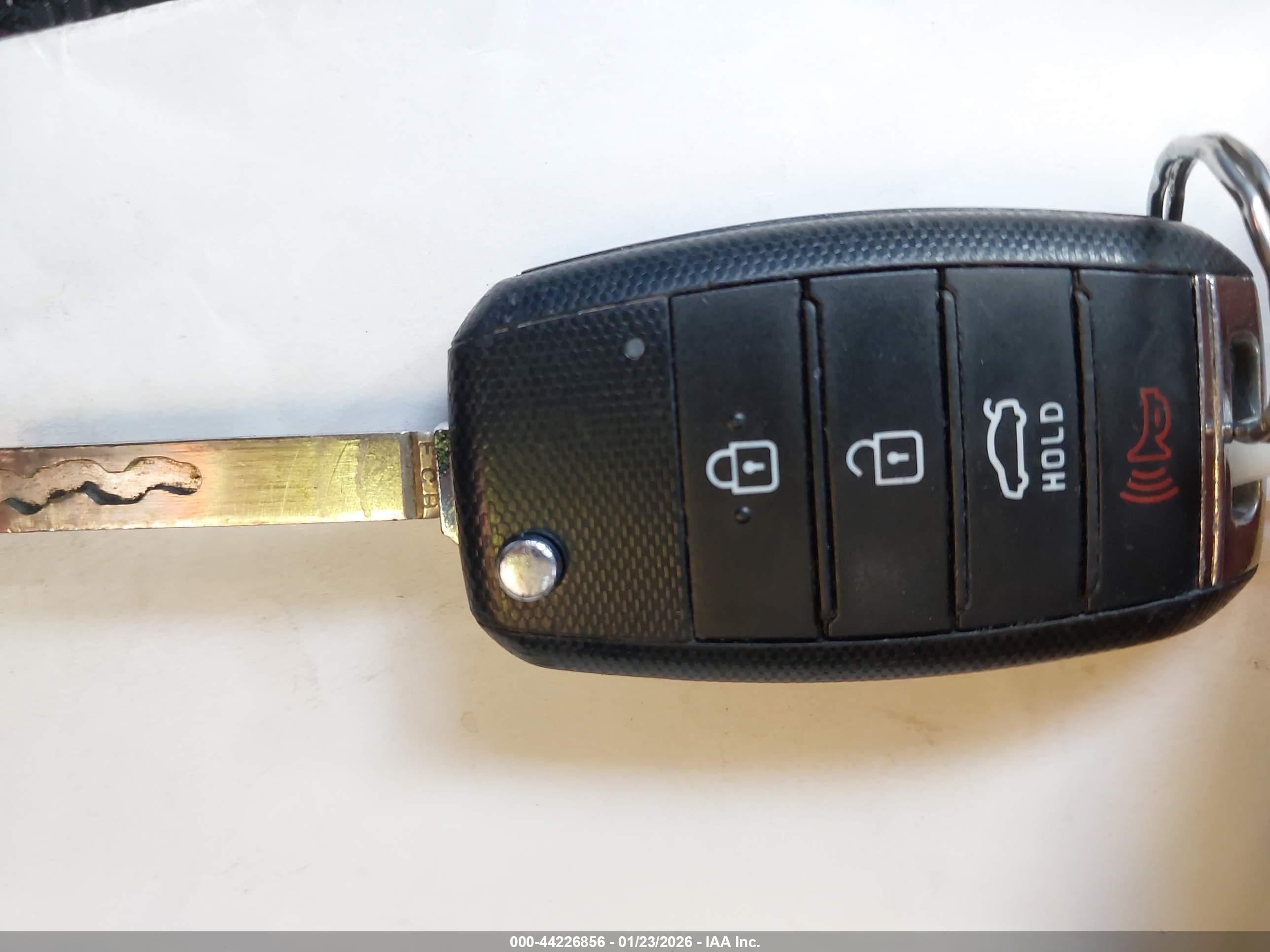 KIA RIO image 11