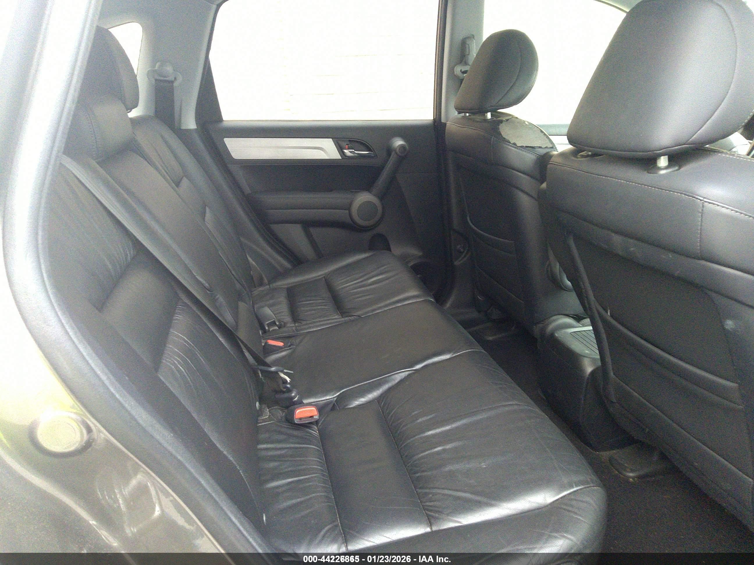 HONDA CR-V image 8