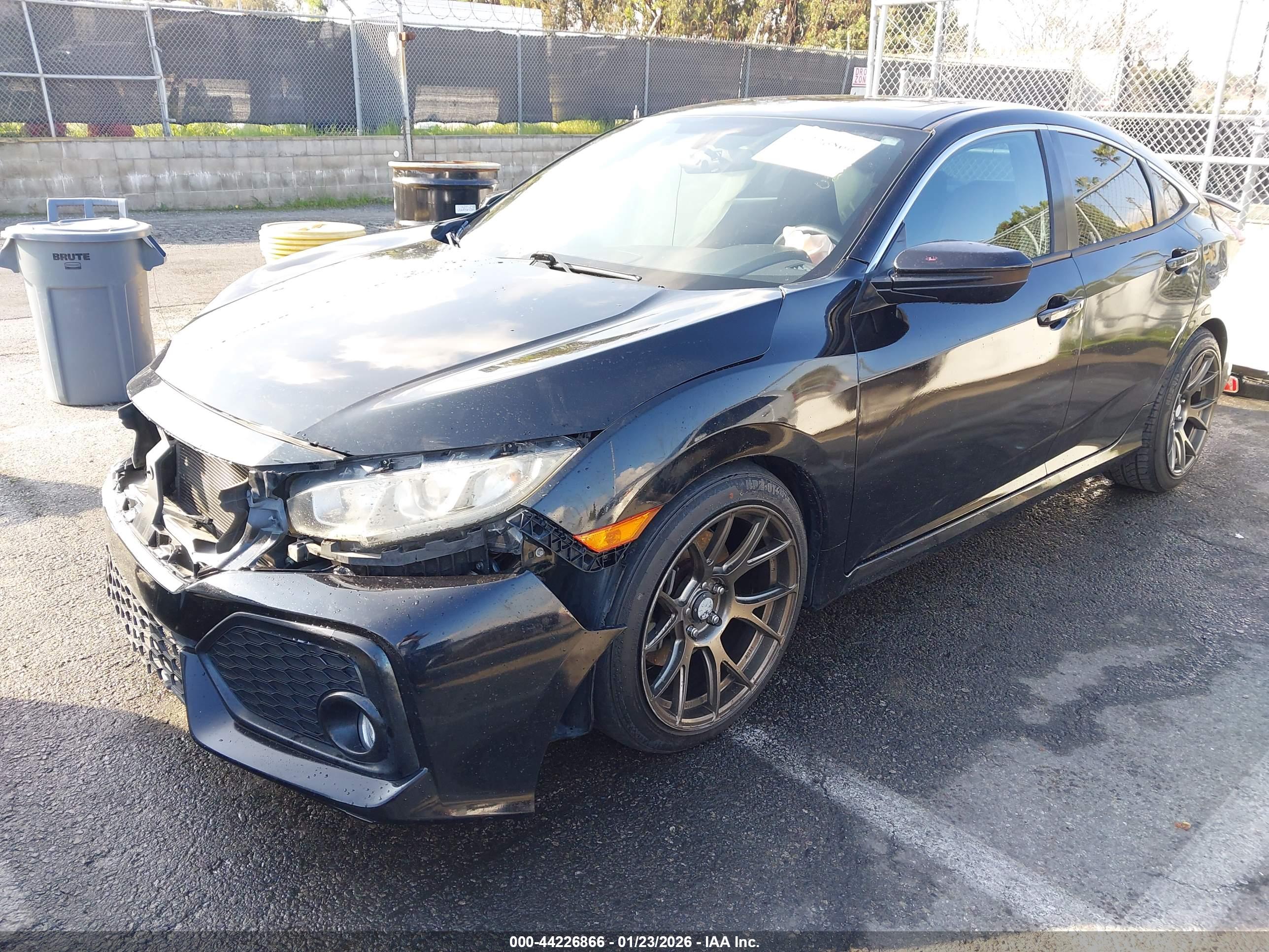 HONDA CIVIC image 2