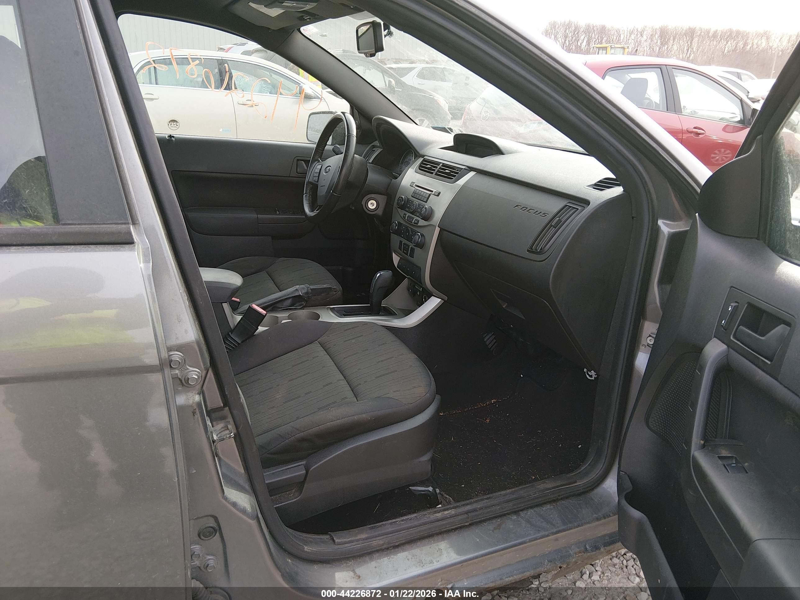 FORD FOCUS image 5