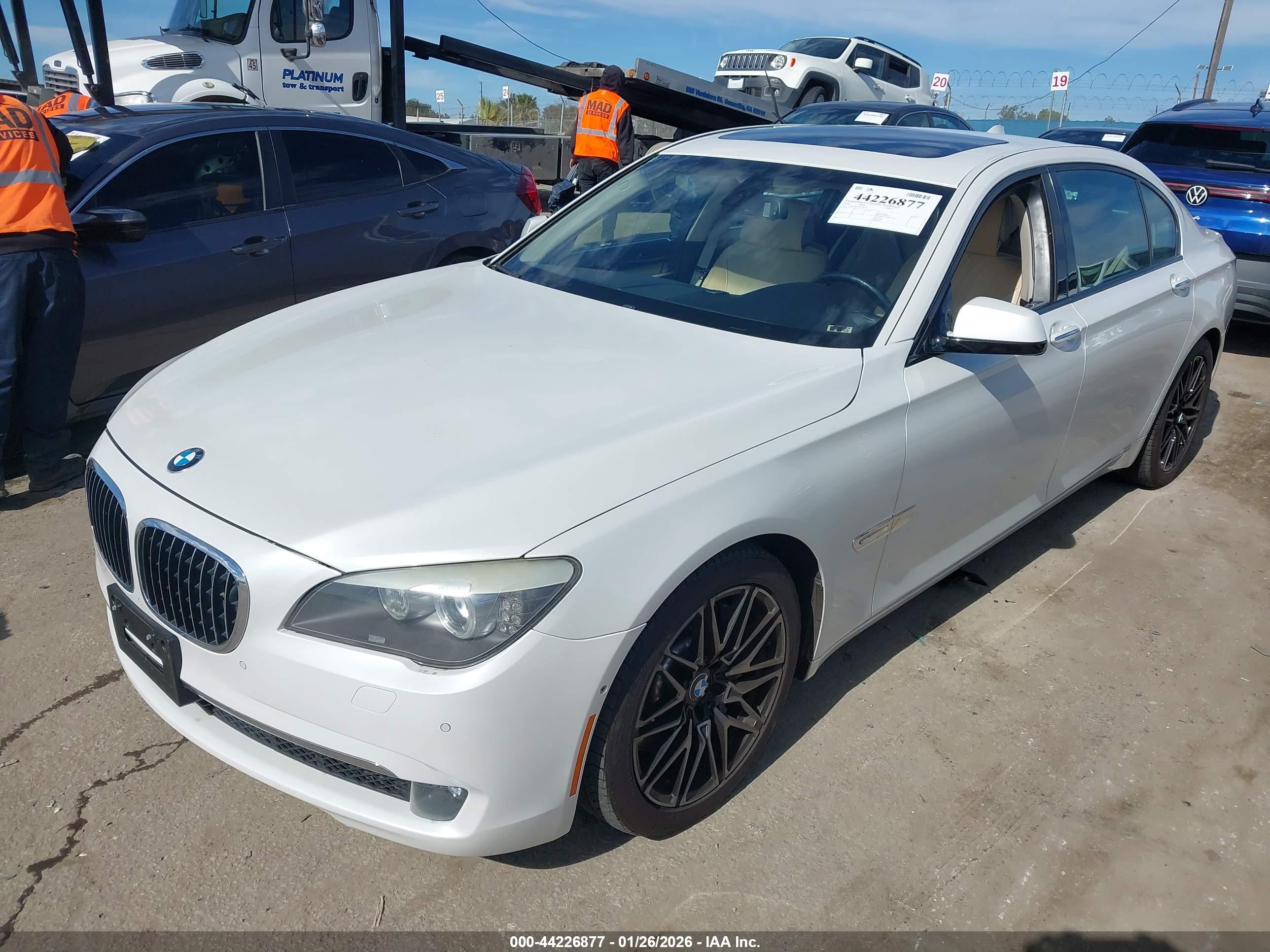 BMW 750LI image 2
