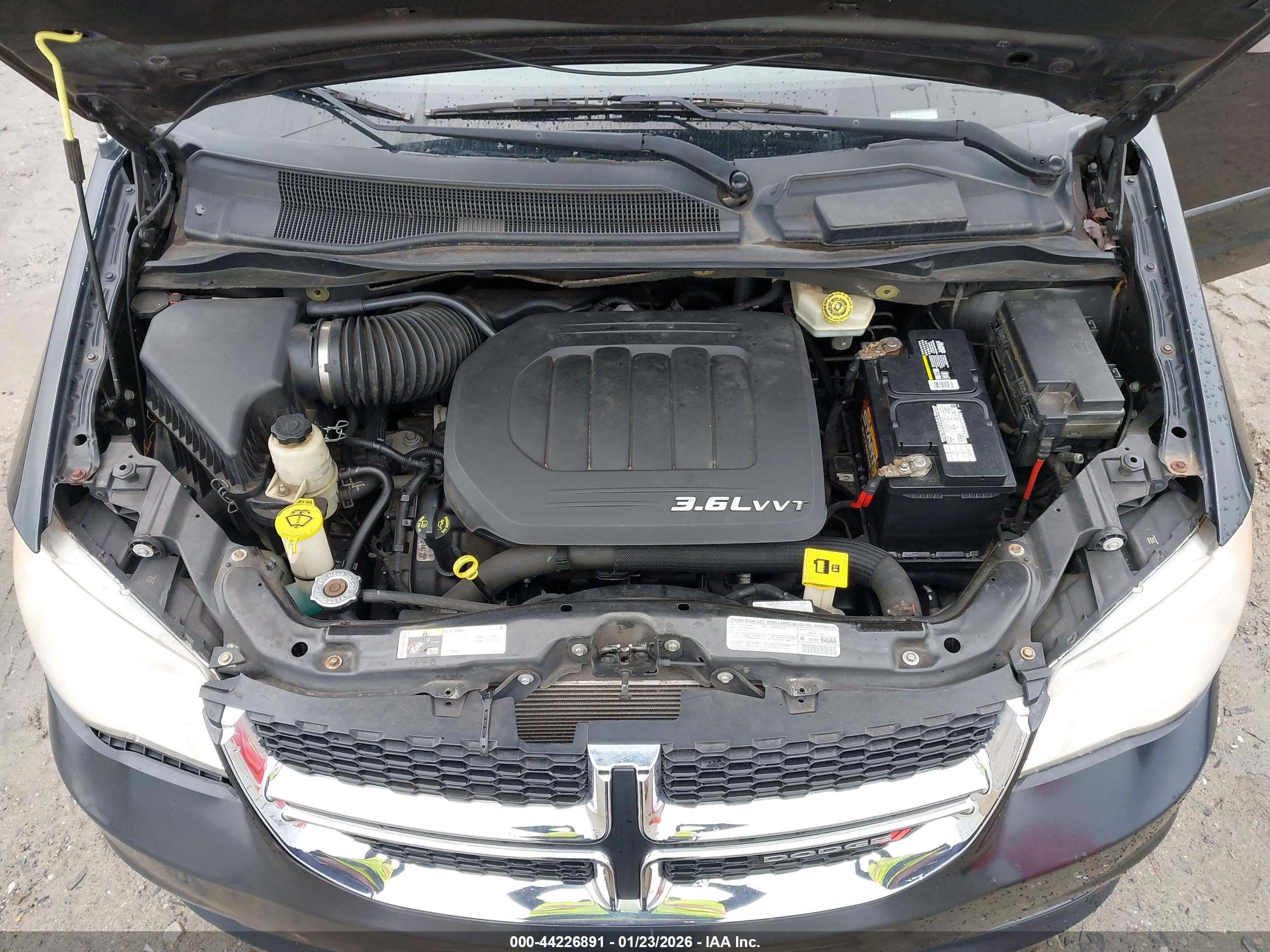 DODGE GRAND image 10