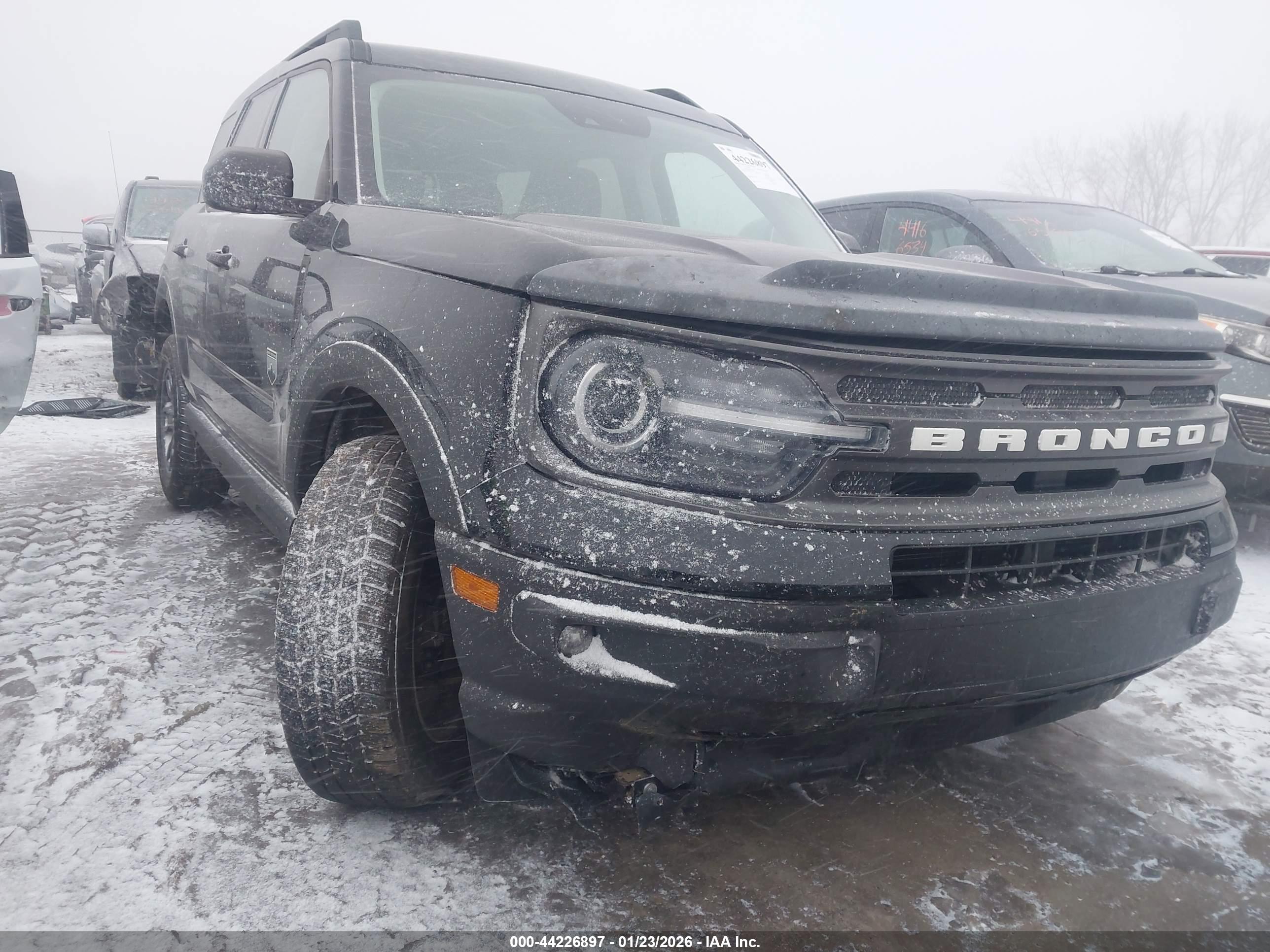 FORD BRONCO image 6