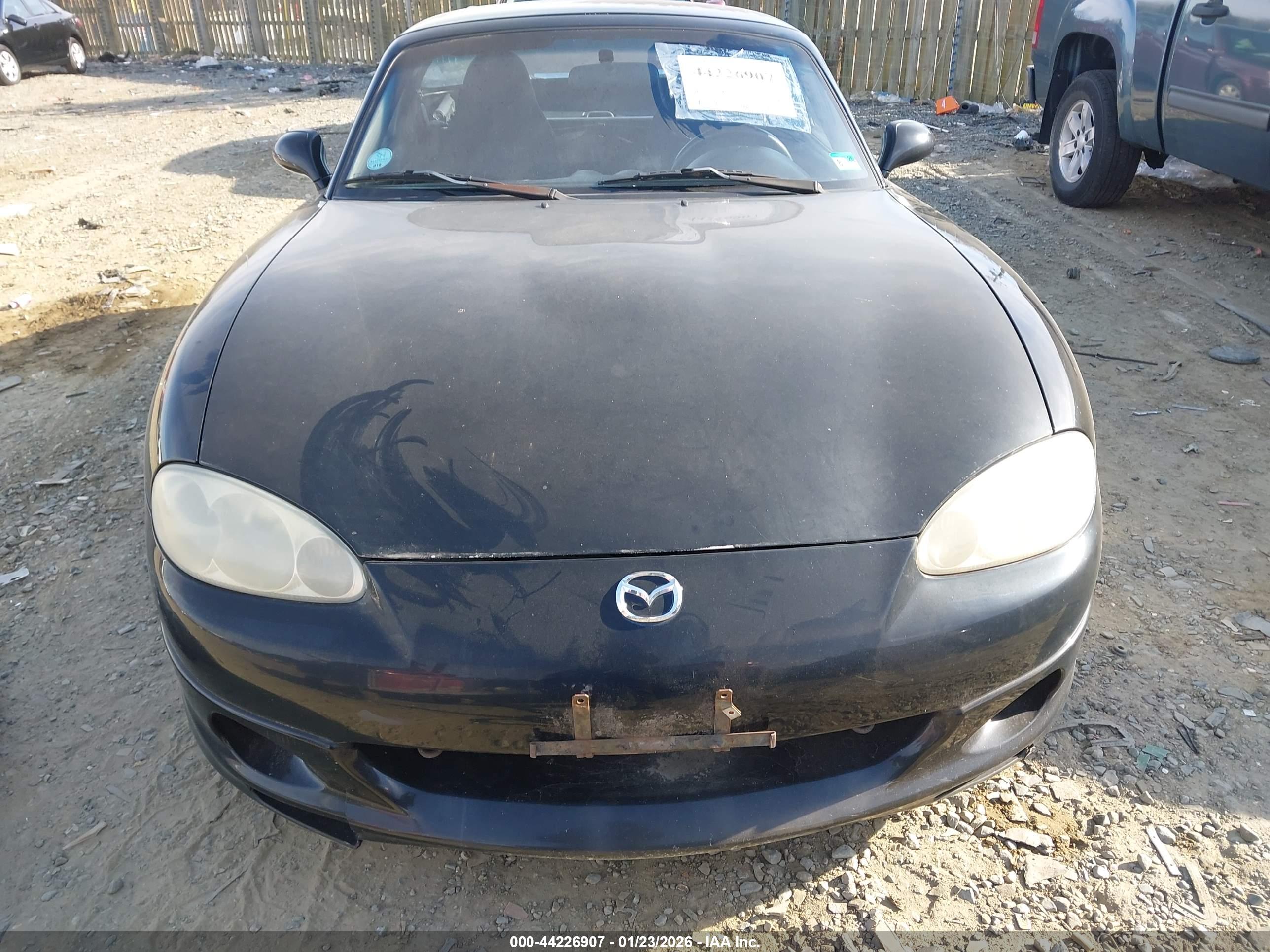 MAZDA MX-5 image 6