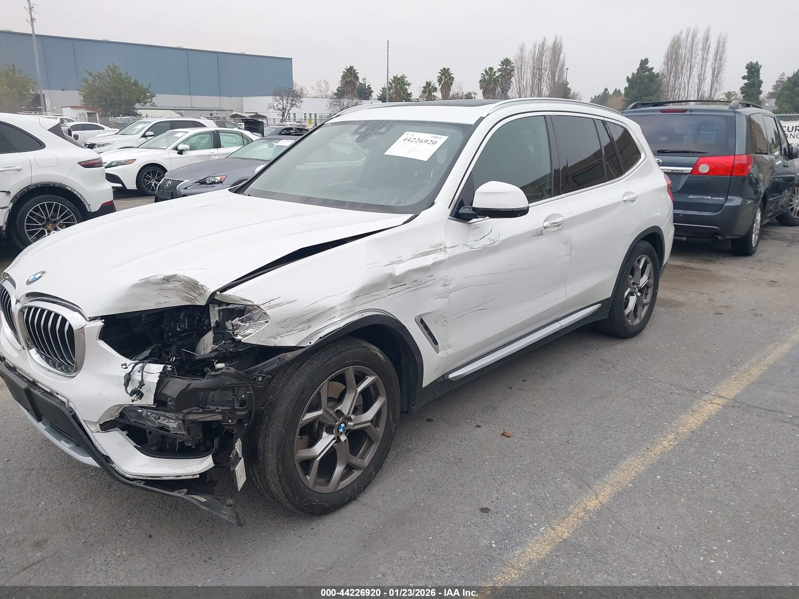 BMW X3 image 6