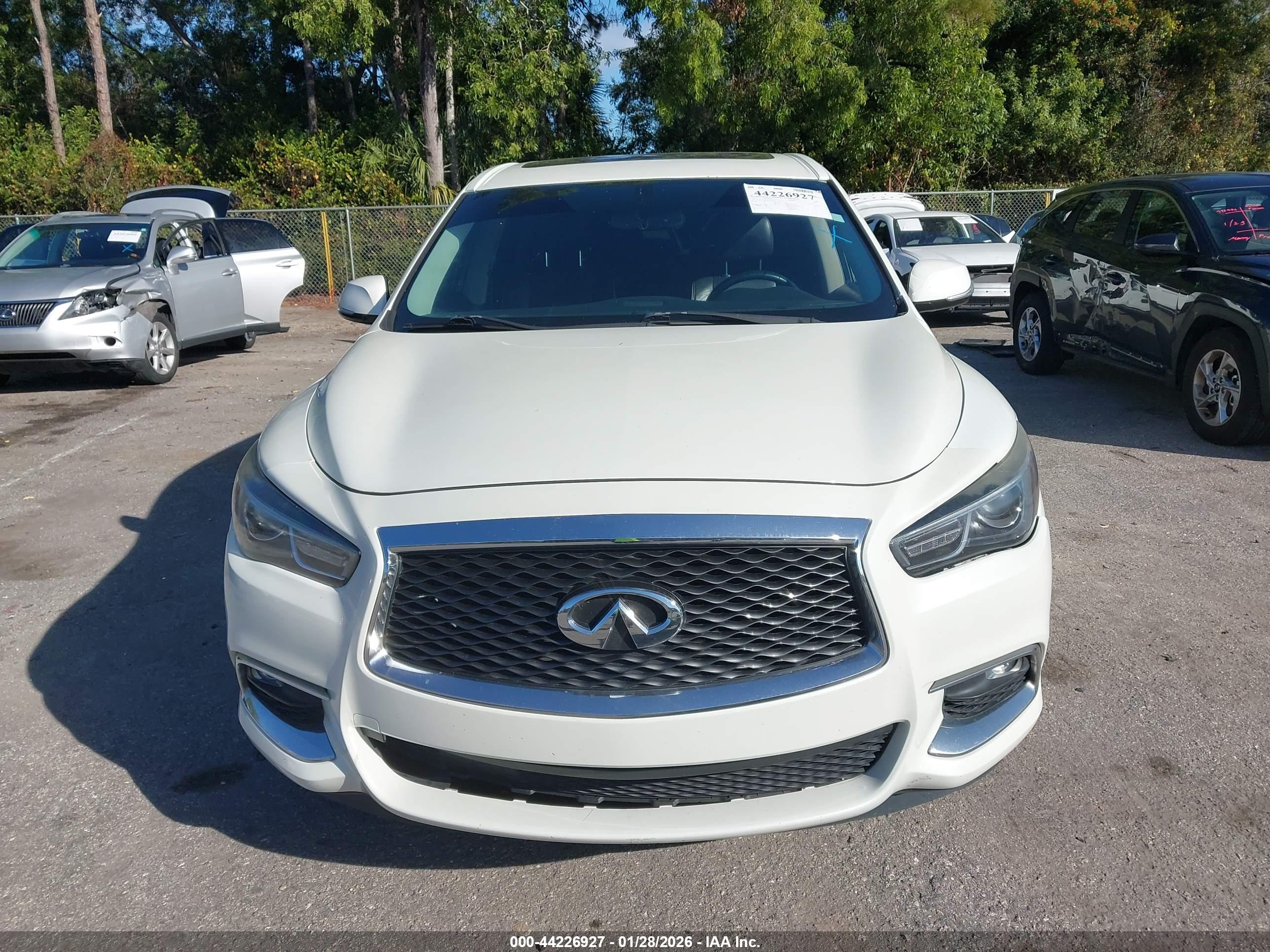 INFINITI QX60 image 6