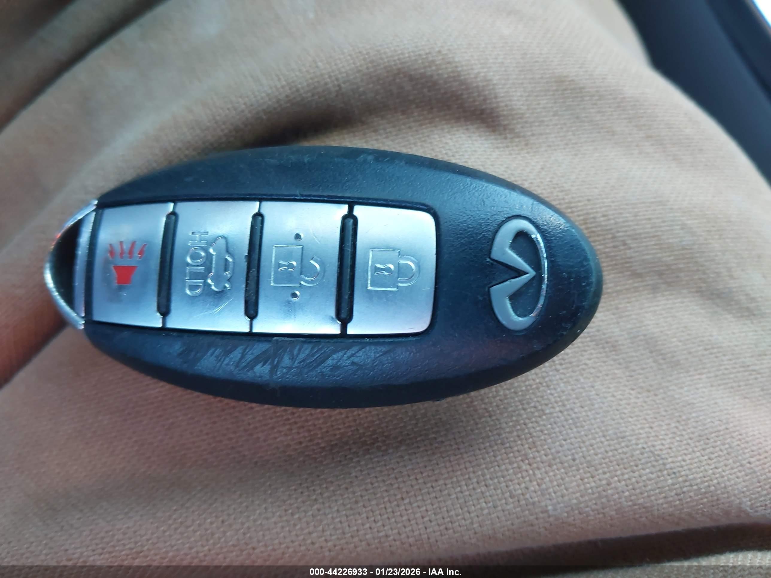 INFINITI G37X image 11