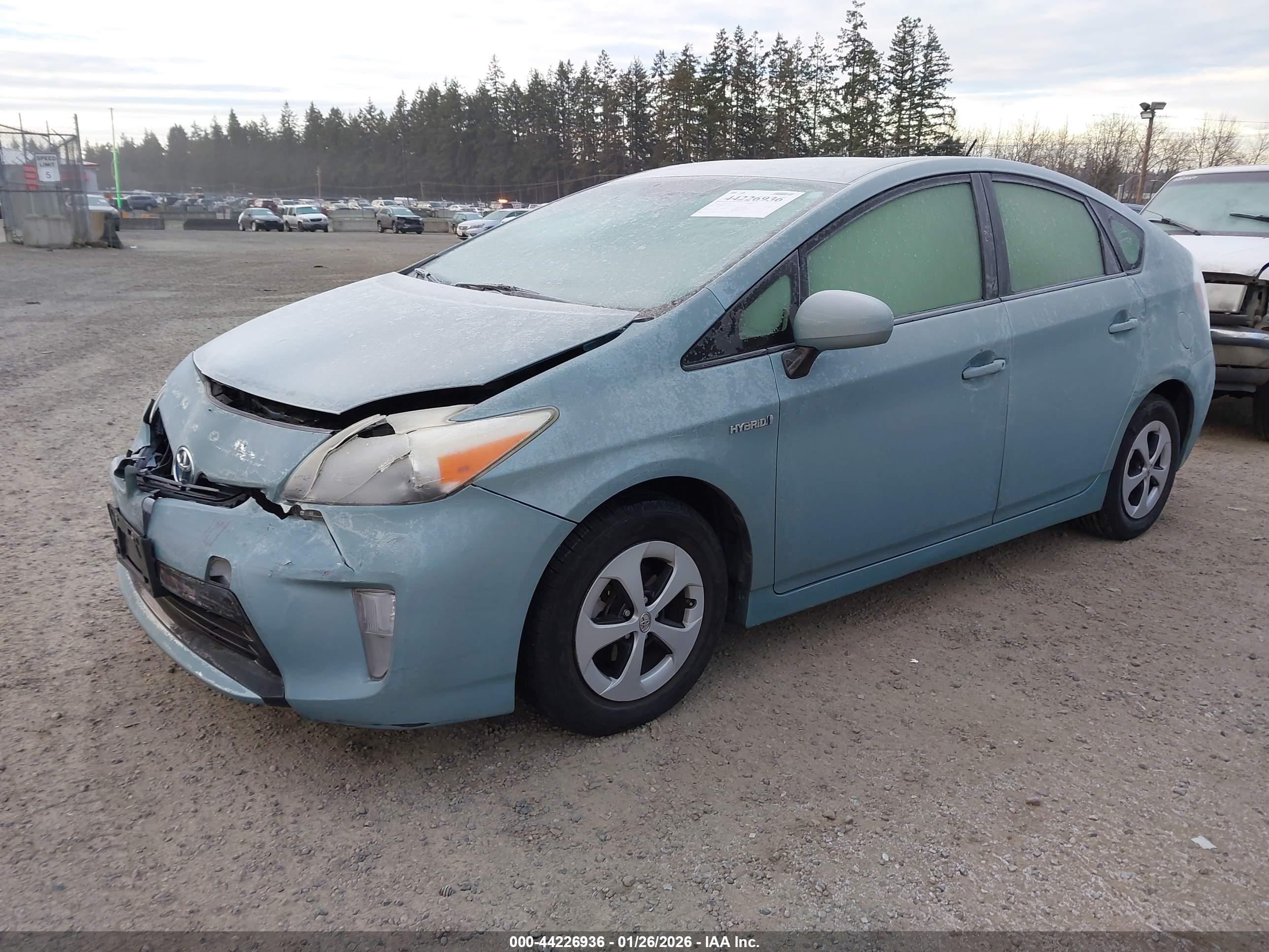 TOYOTA PRIUS image 2