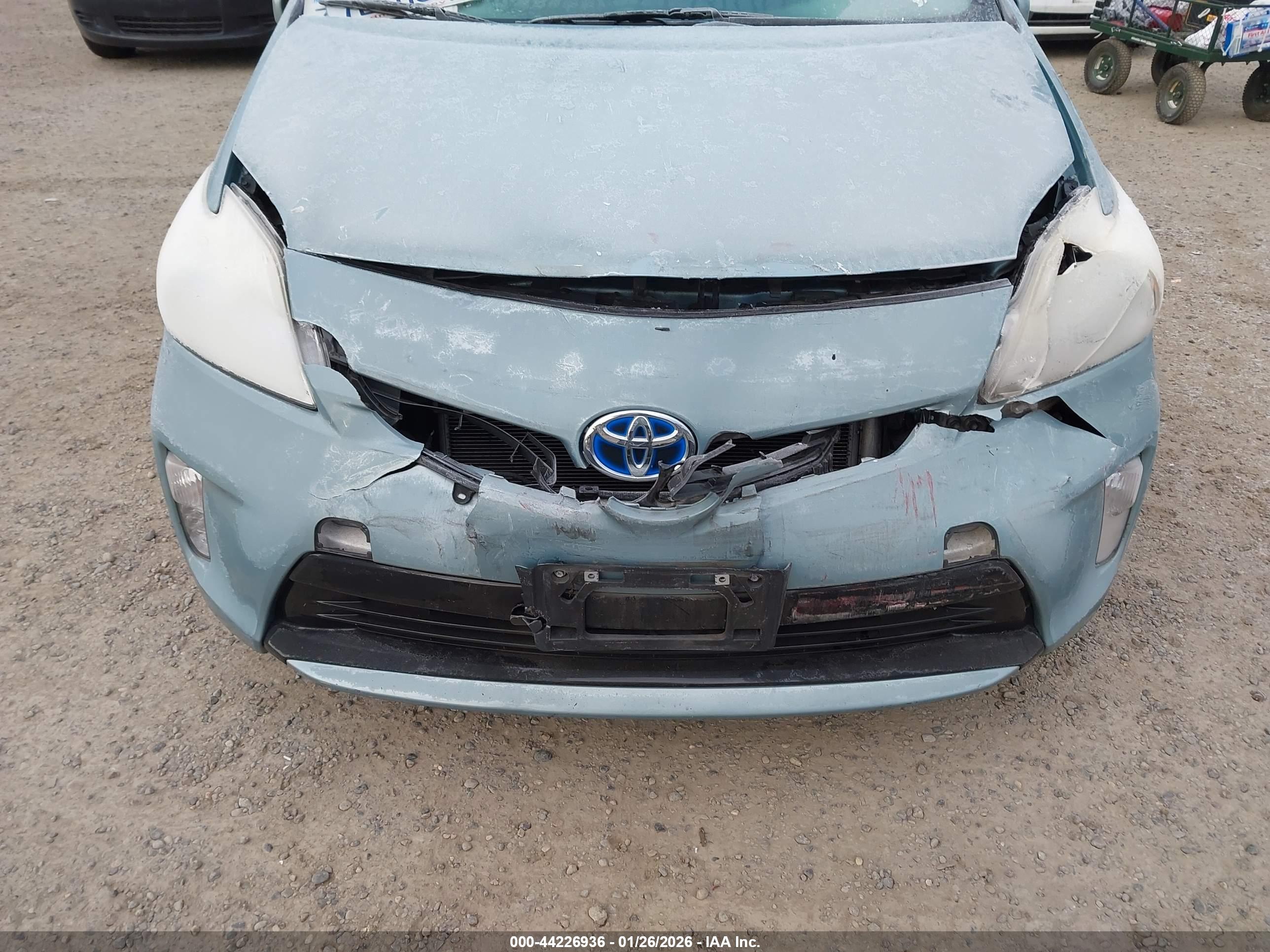 TOYOTA PRIUS image 6
