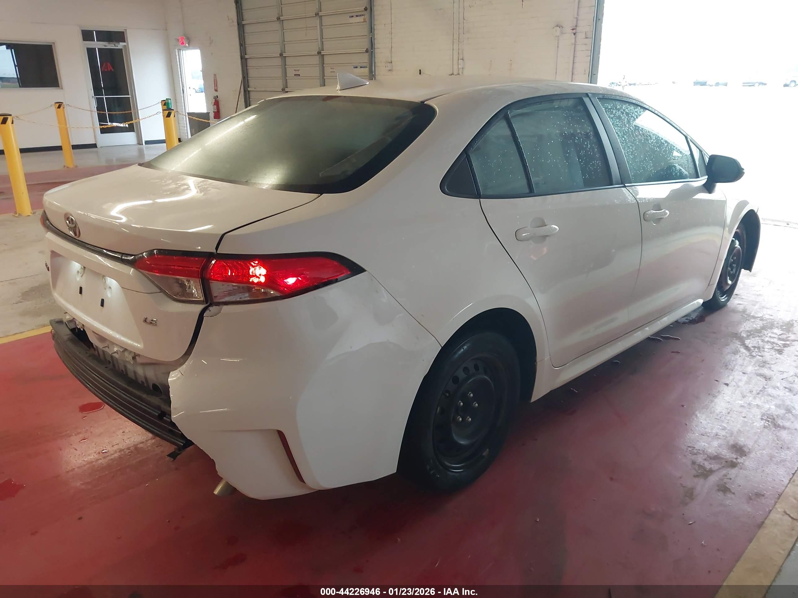TOYOTA COROLLA image 4