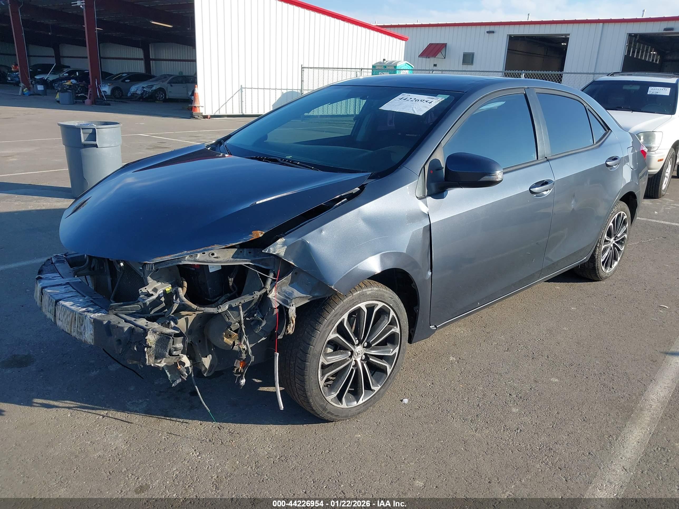 TOYOTA COROLLA image 2