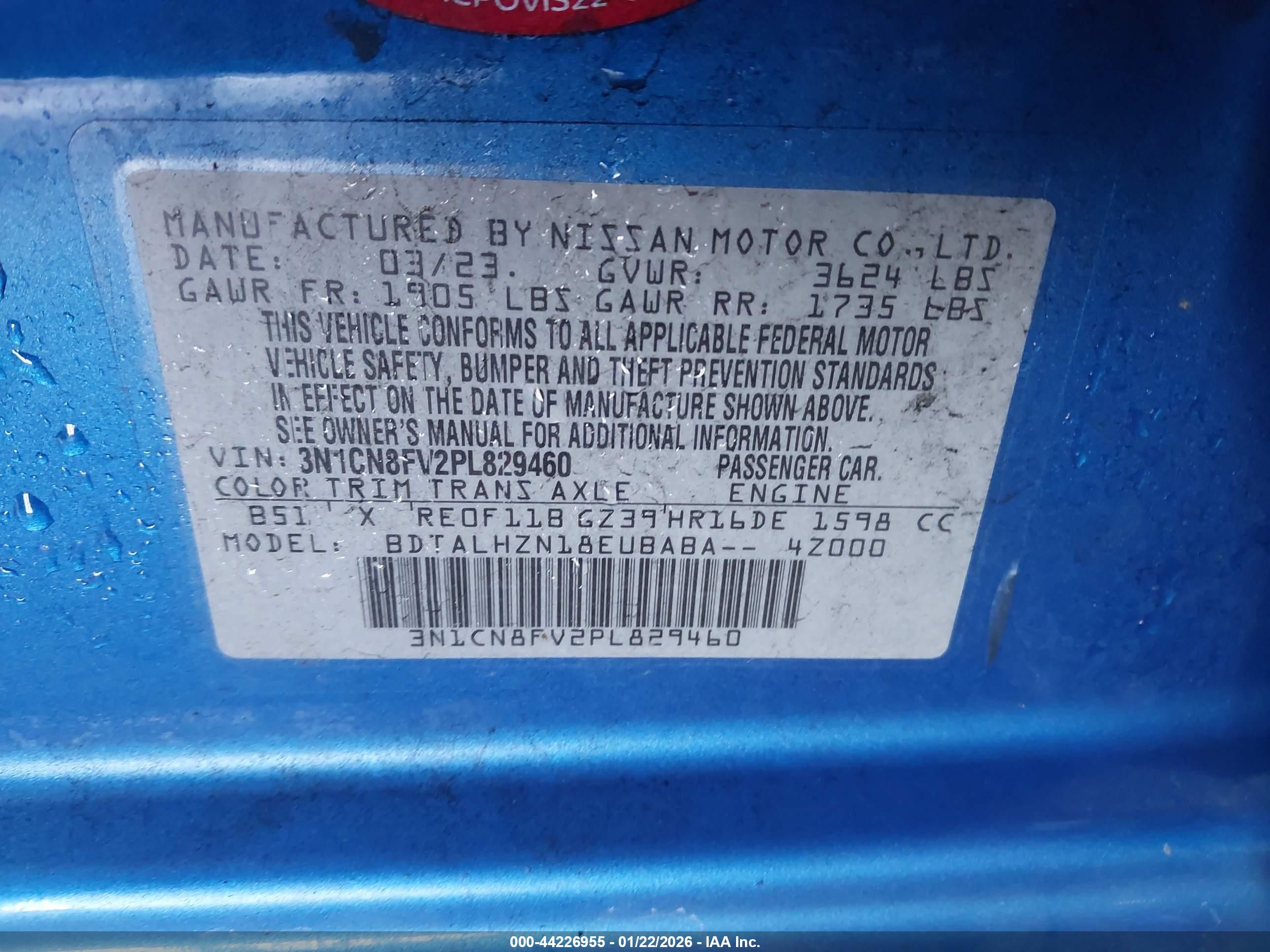NISSAN VERSA image 9
