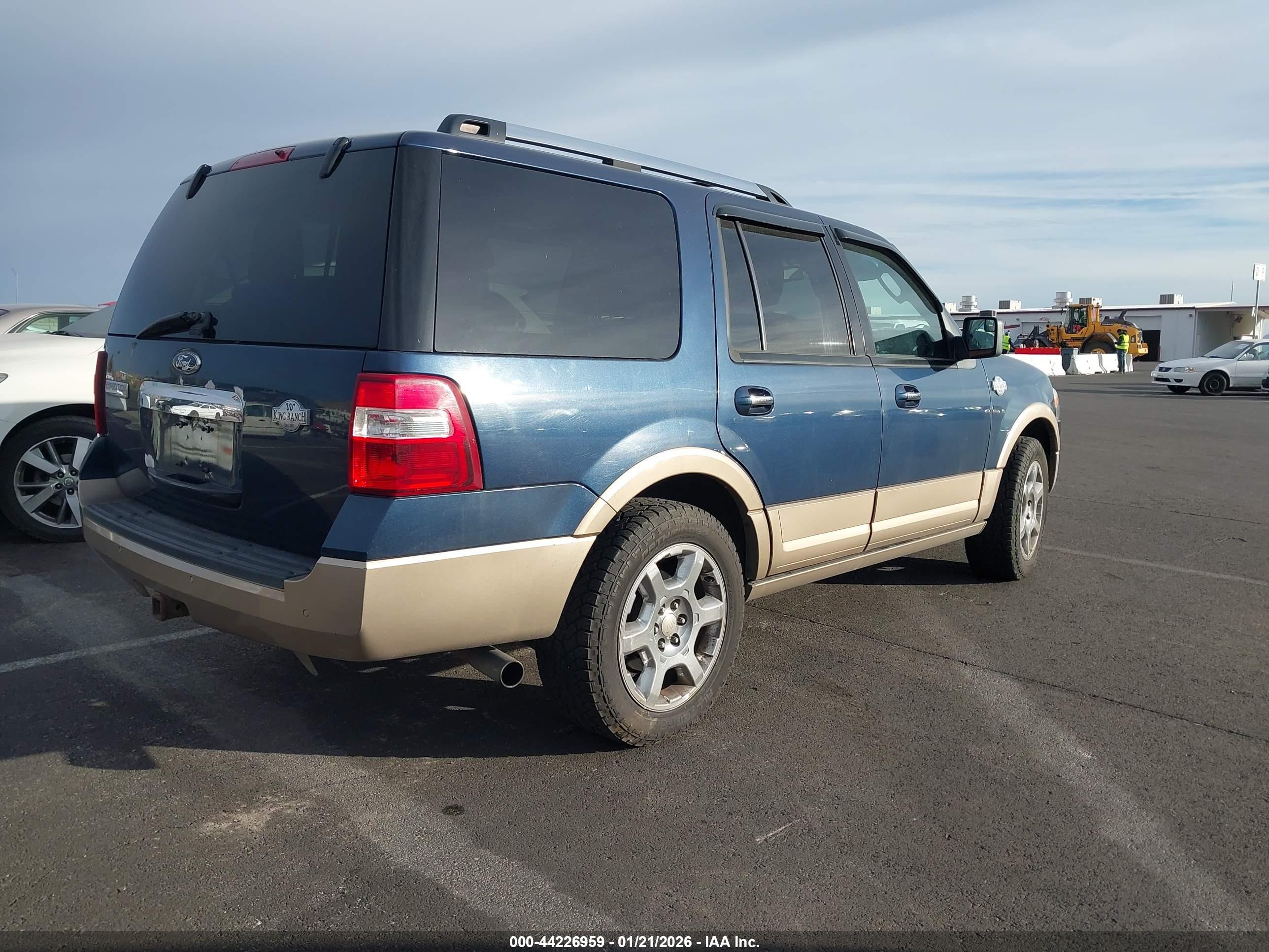 FORD EXPEDITION image 4