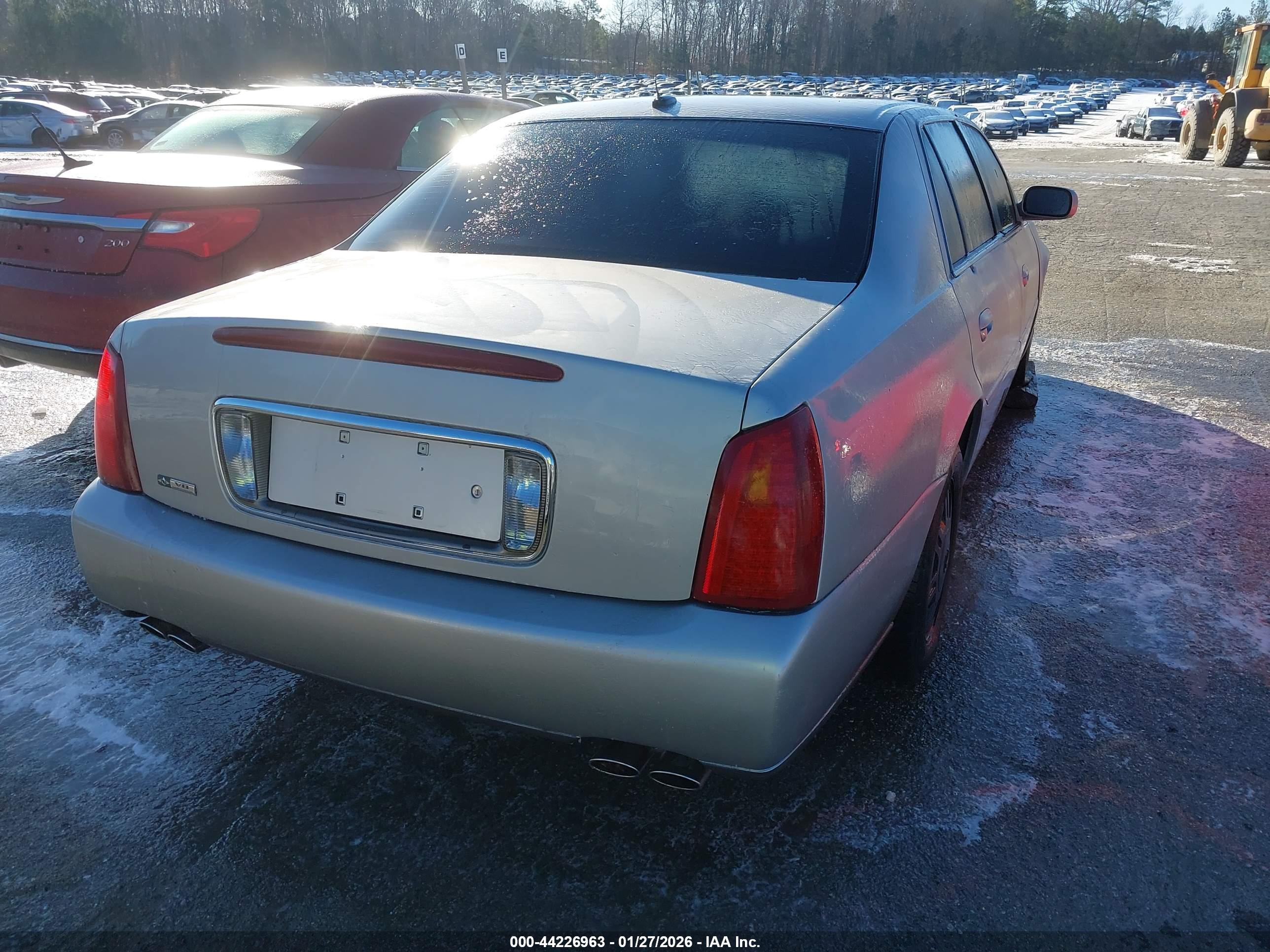CADILLAC DEVILLE image 4