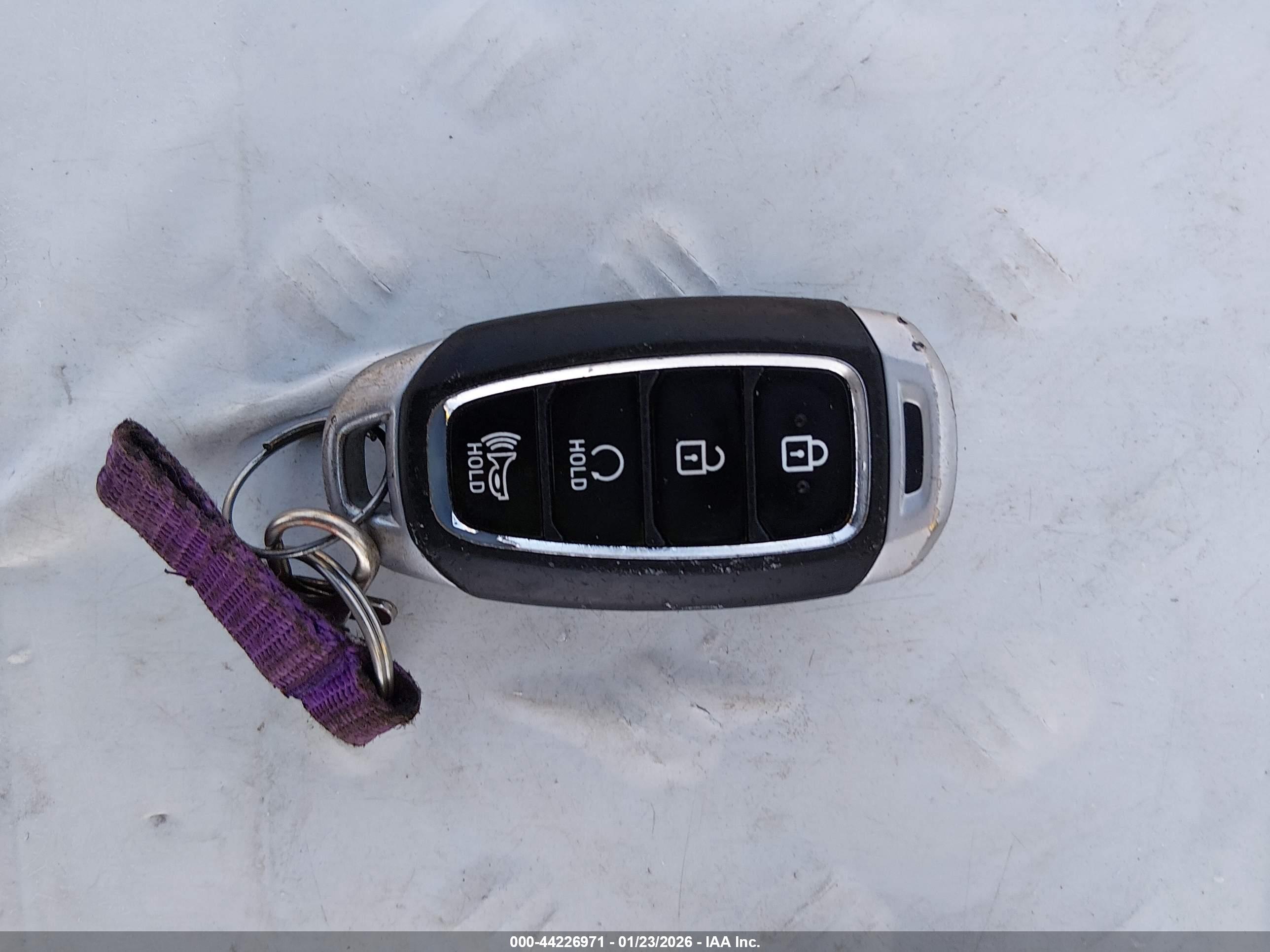 HYUNDAI VENUE image 11