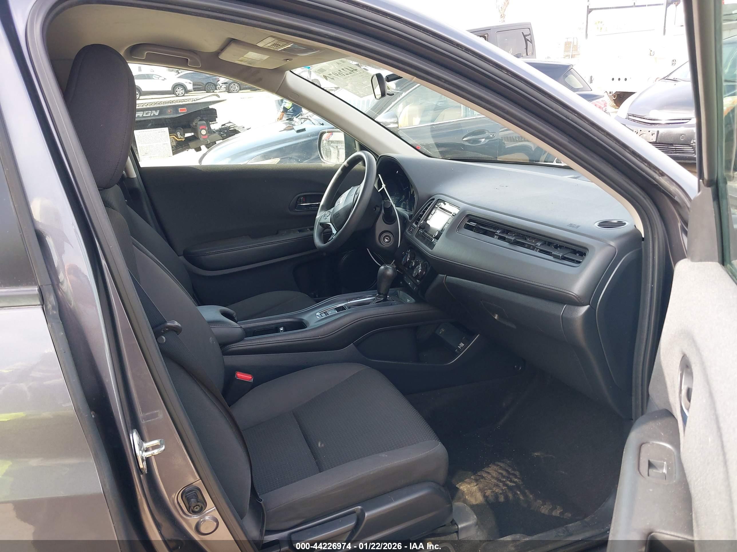 HONDA HR-V image 5