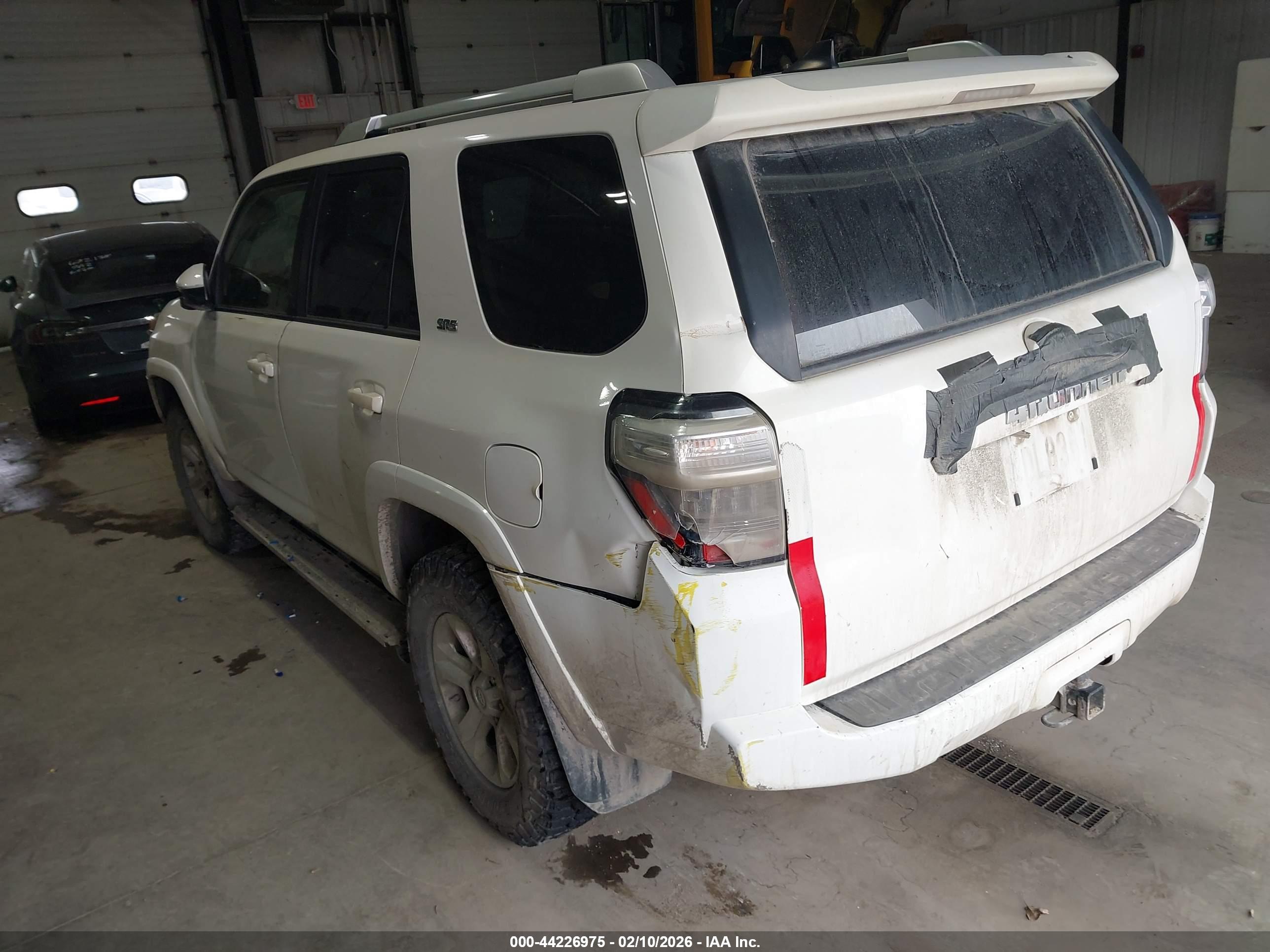 TOYOTA 4RUNNER image 3
