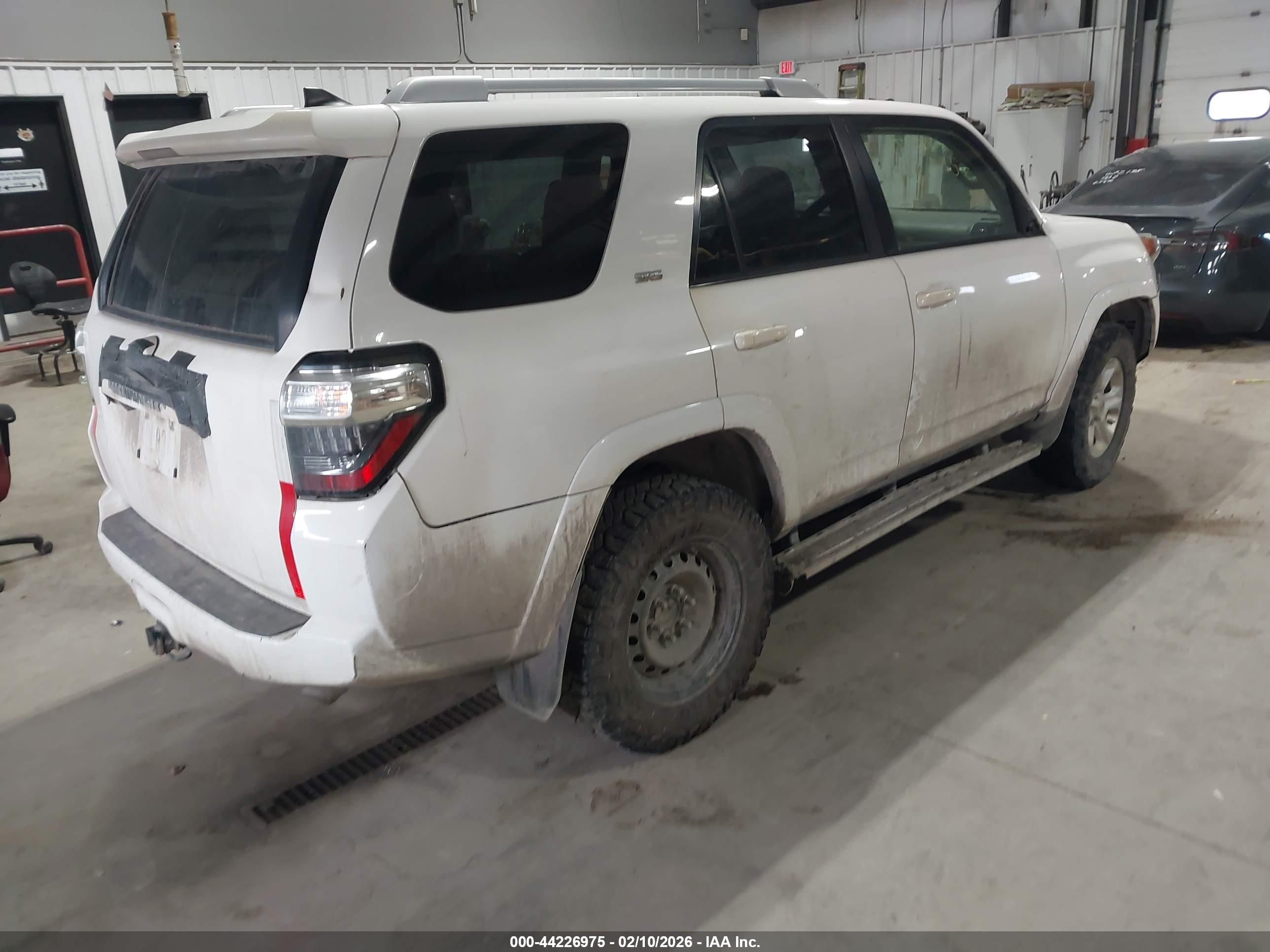 TOYOTA 4RUNNER image 4