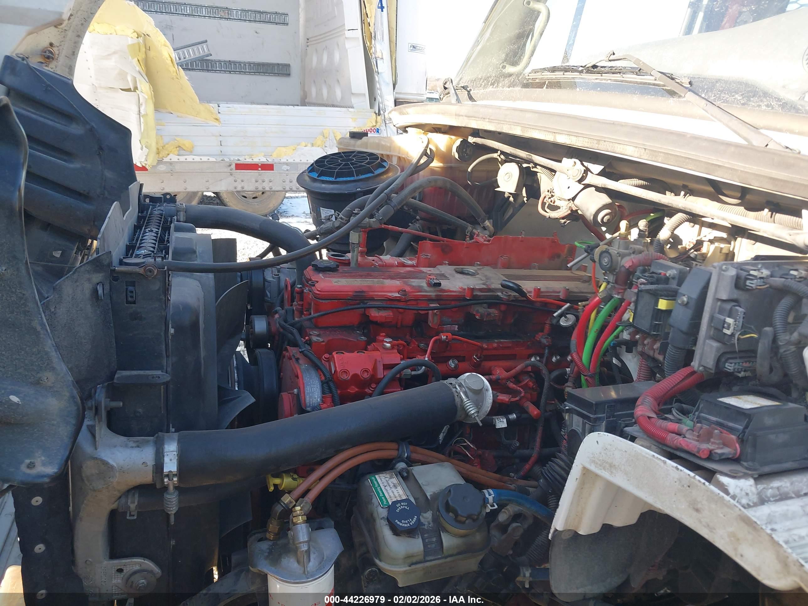 FREIGHTLINER M2 image 10