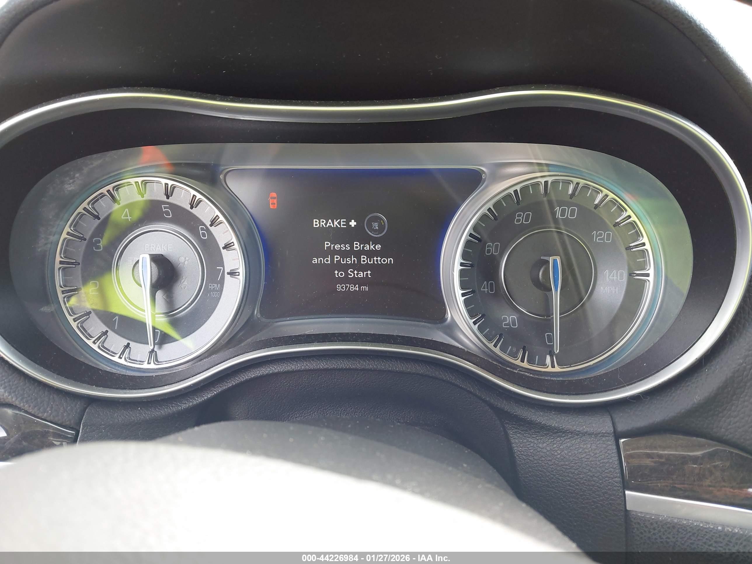 CHRYSLER 300 image 7