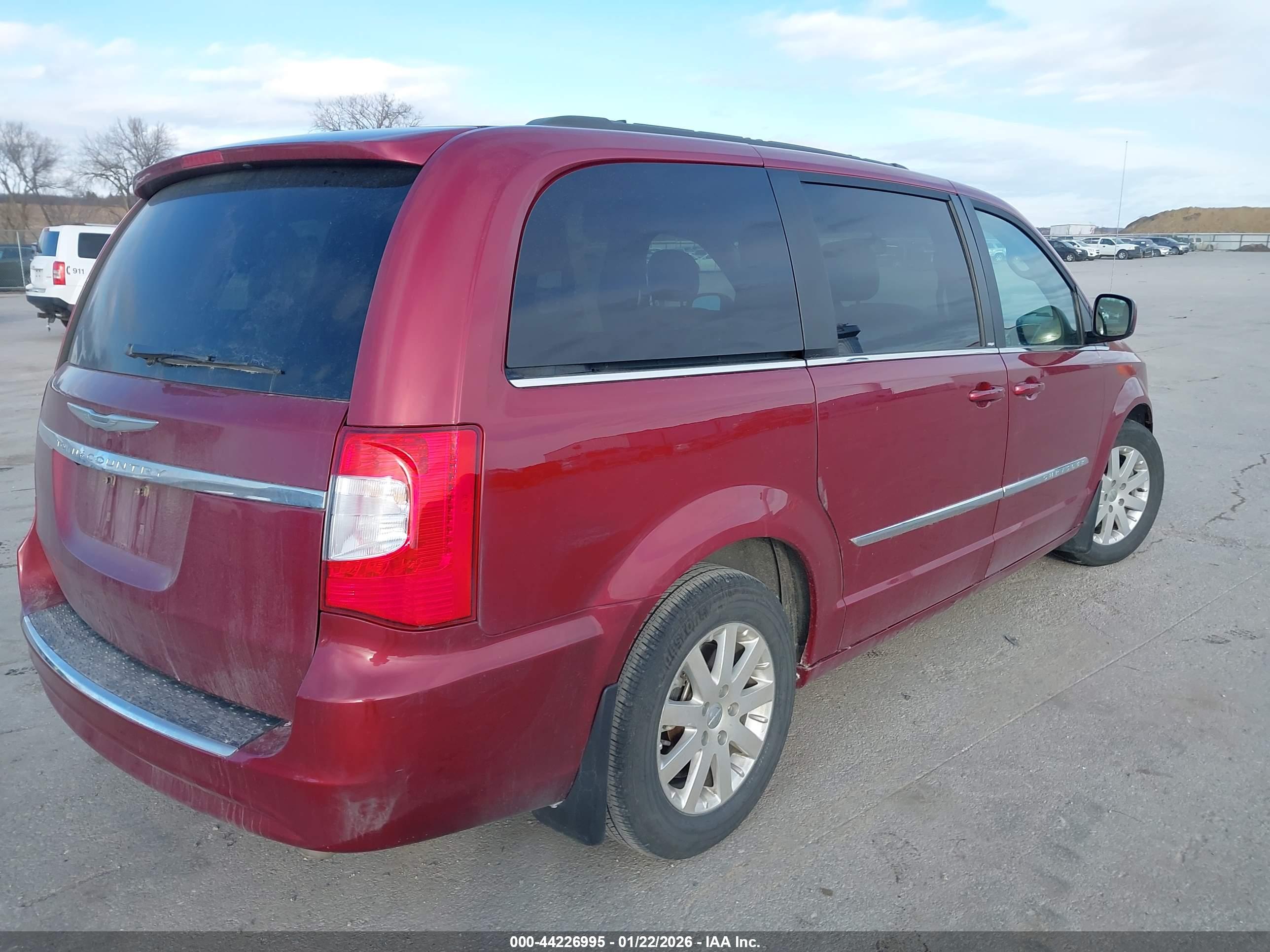 CHRYSLER TOWN image 4